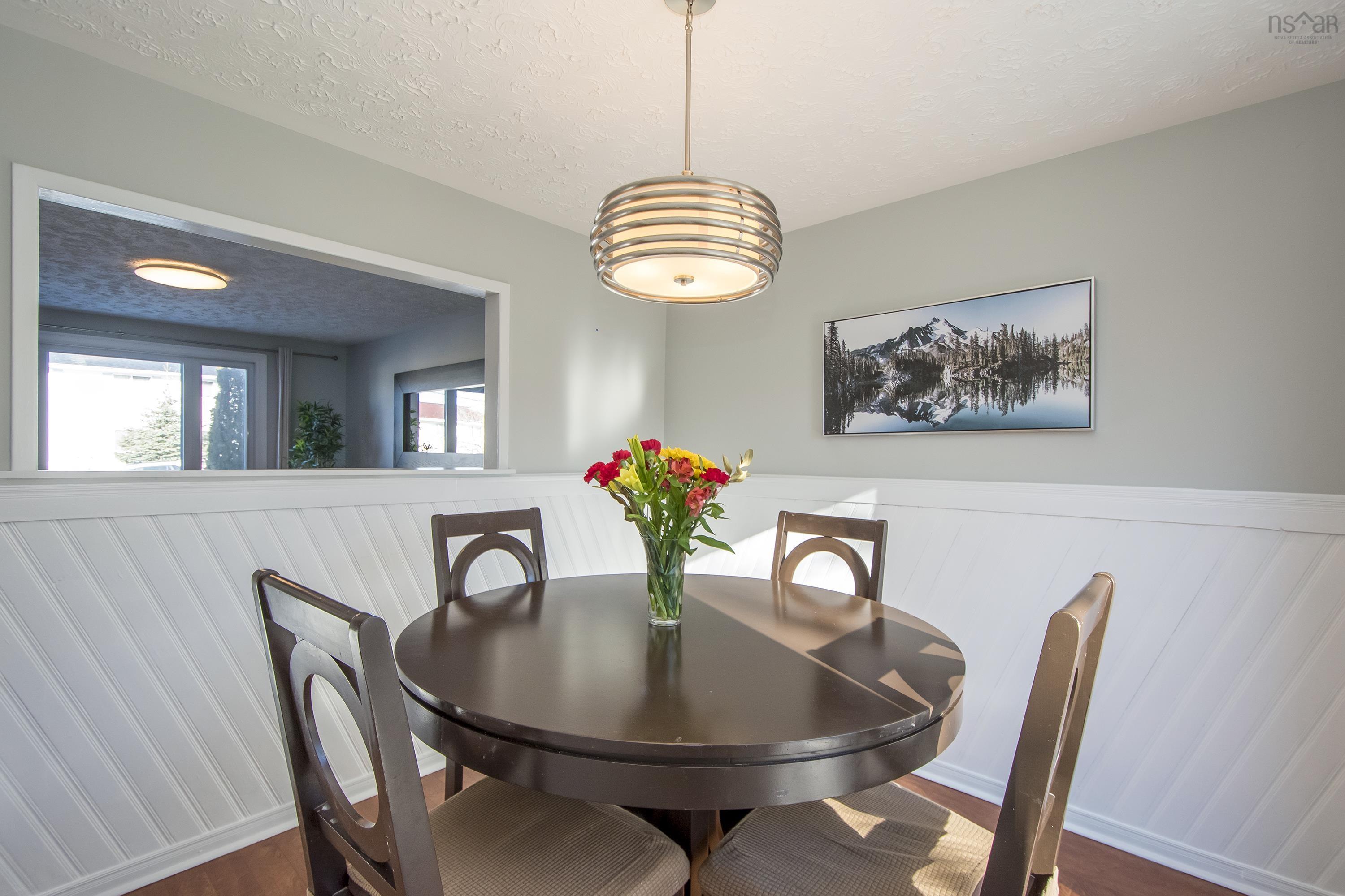 $429,900.00: 18 Brompton Road, Dartmouth