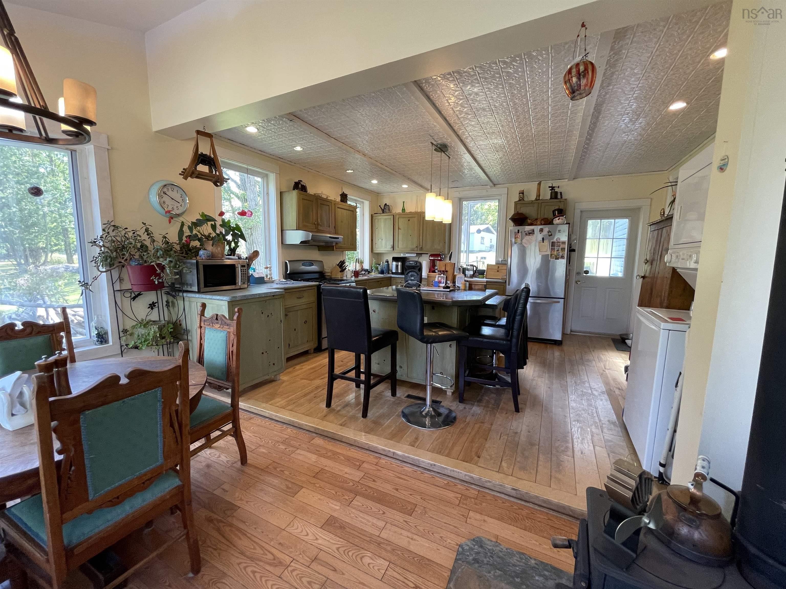 $299,000.00: 762 Medway River Road, Charleston