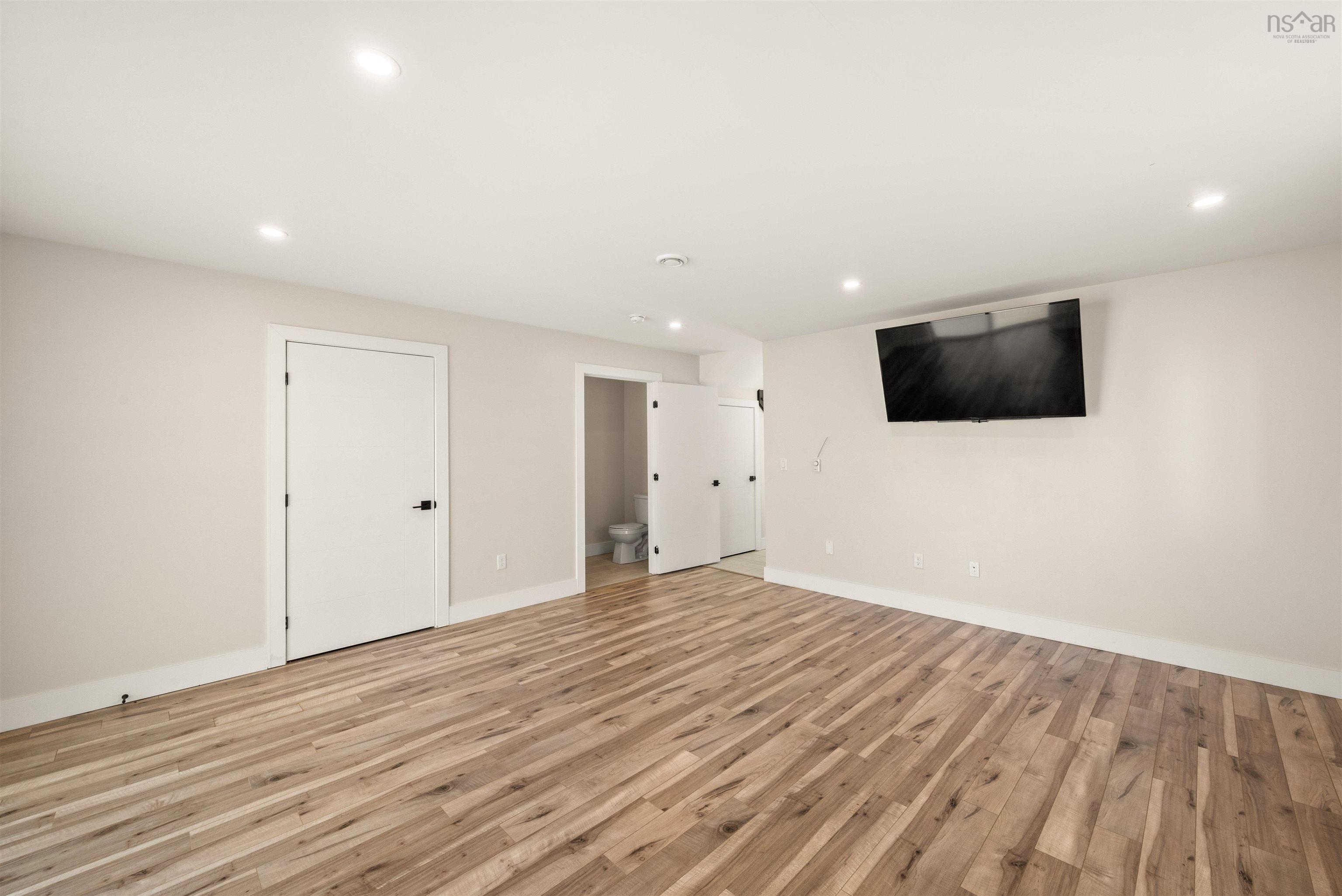 $715,000.00: 25 Chardonnay Court, Timberlea