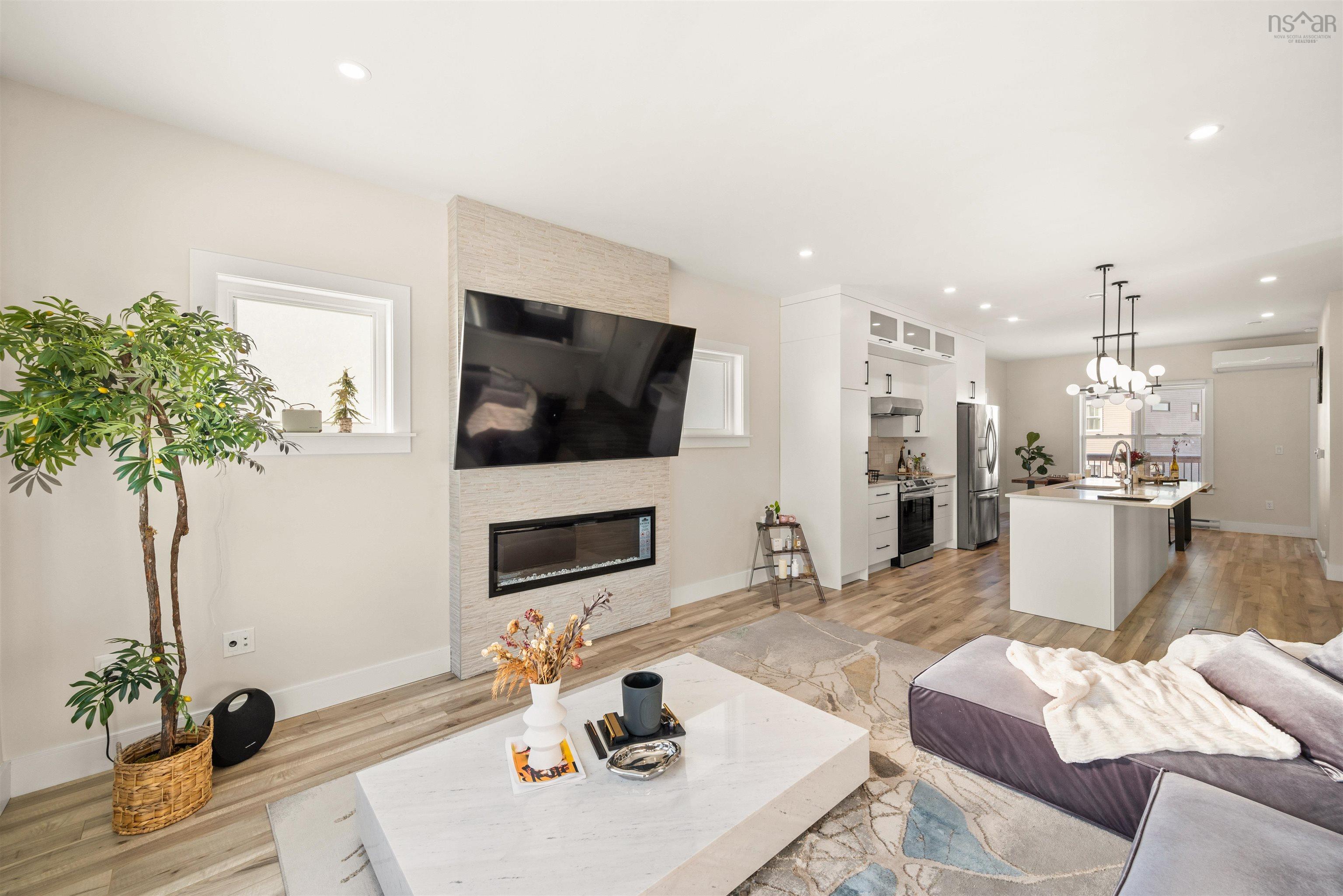$715,000.00: 25 Chardonnay Court, Timberlea