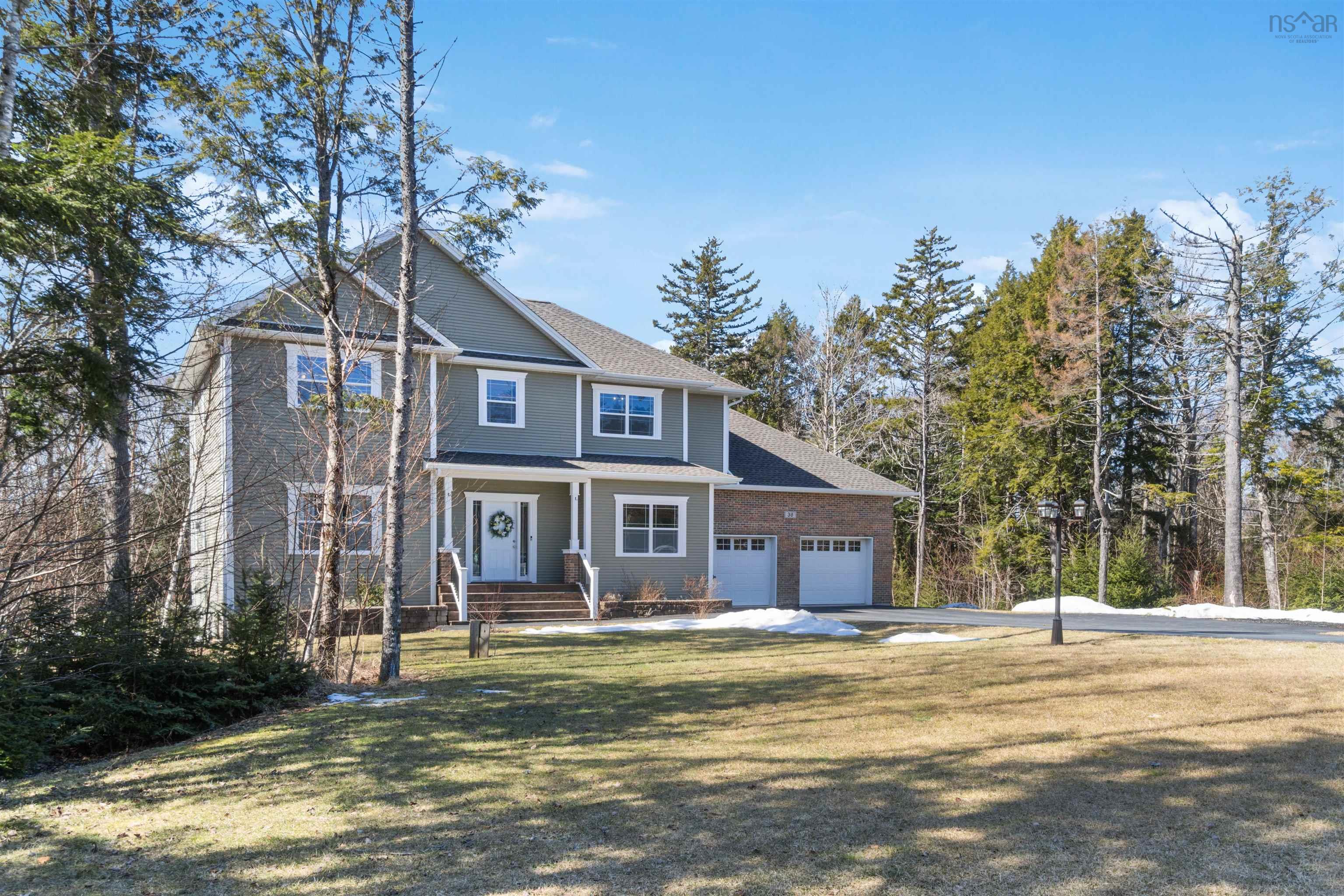 $1,099,000.00: 36 Crofters Close, Fall River