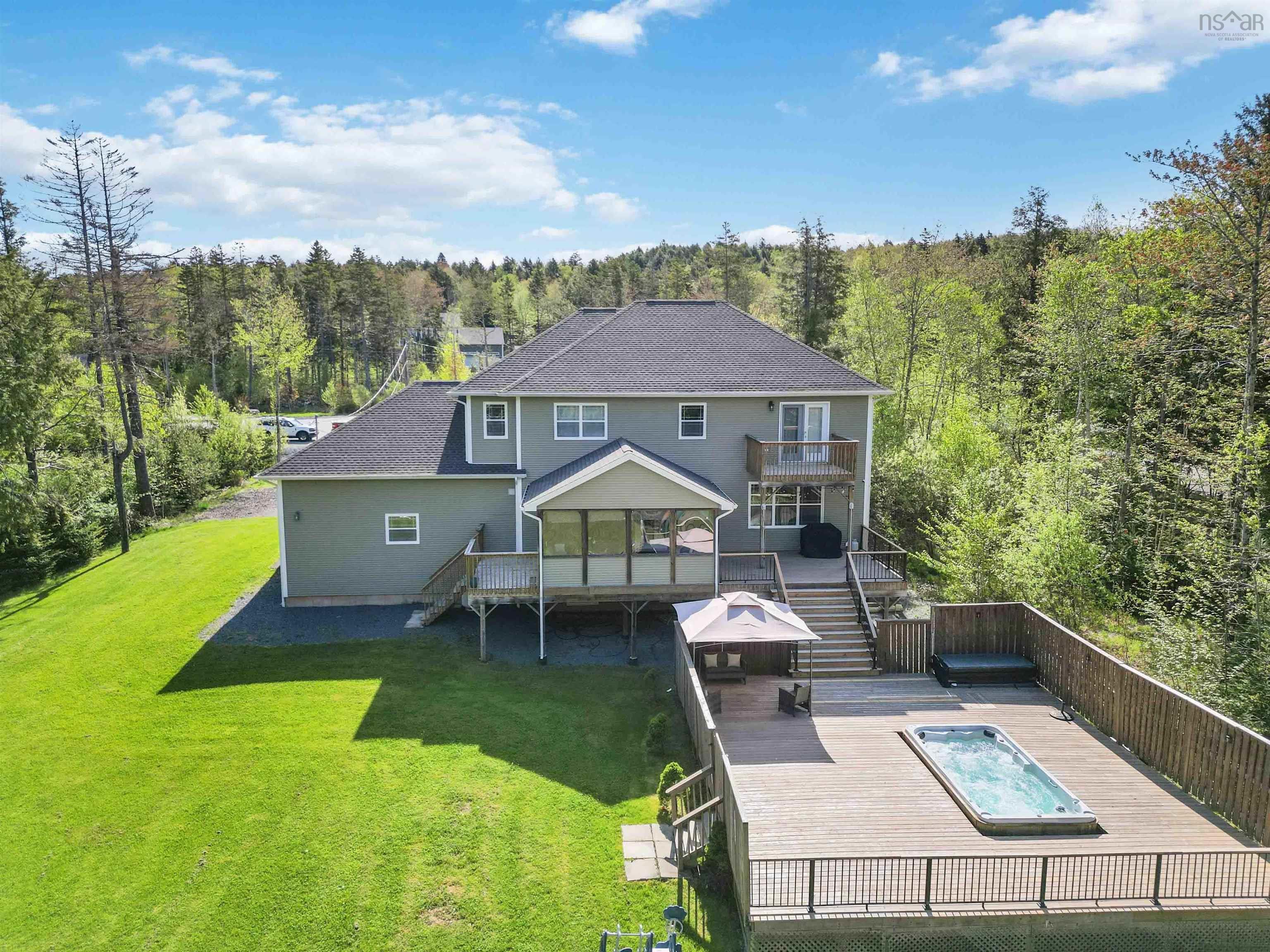 $1,099,000.00: 36 Crofters Close, Fall River