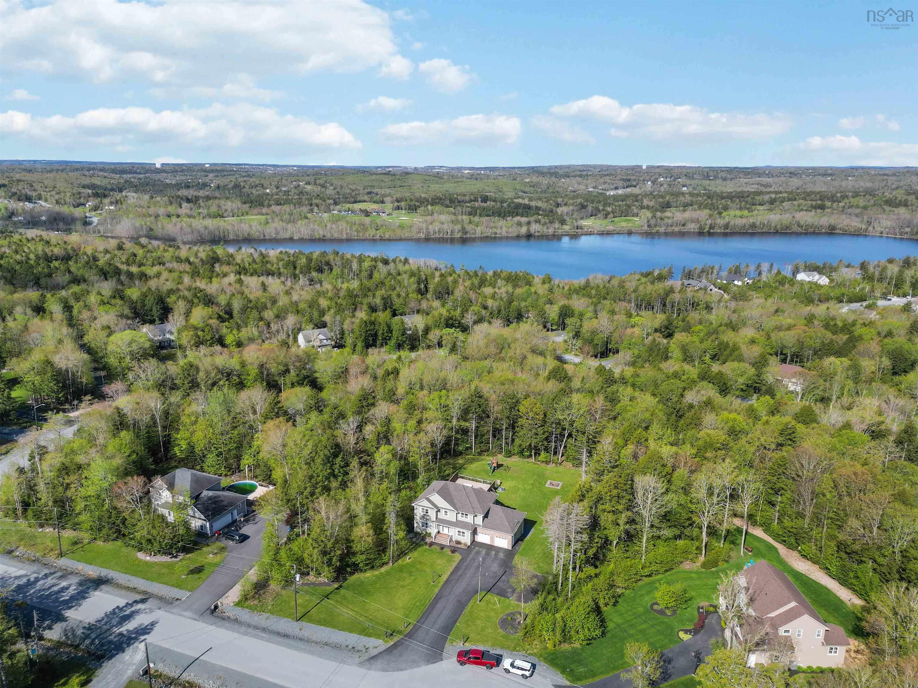 $1,099,000.00: 36 Crofters Close, Fall River