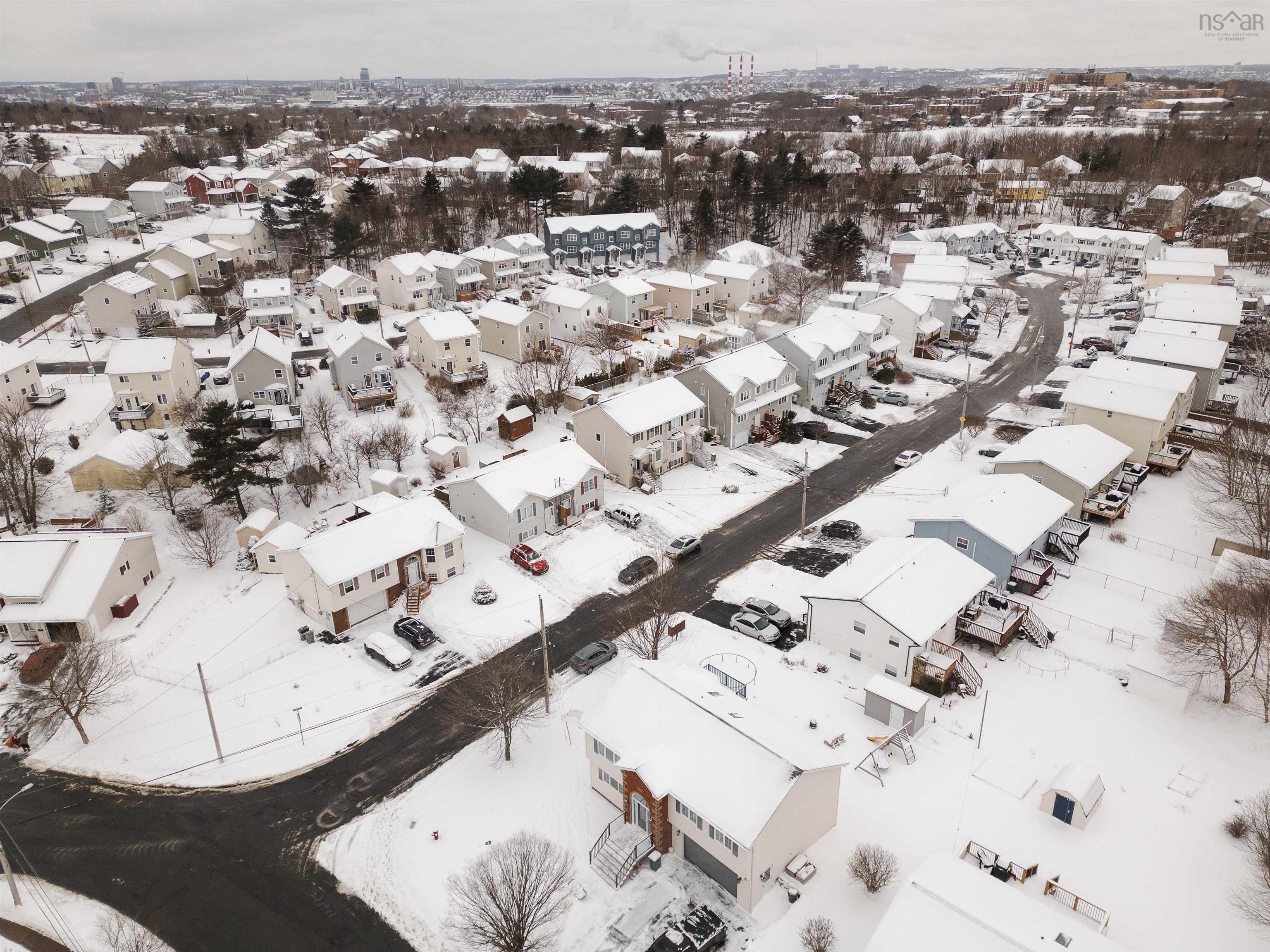 $449,900.00: 7 Chinook Court, Dartmouth