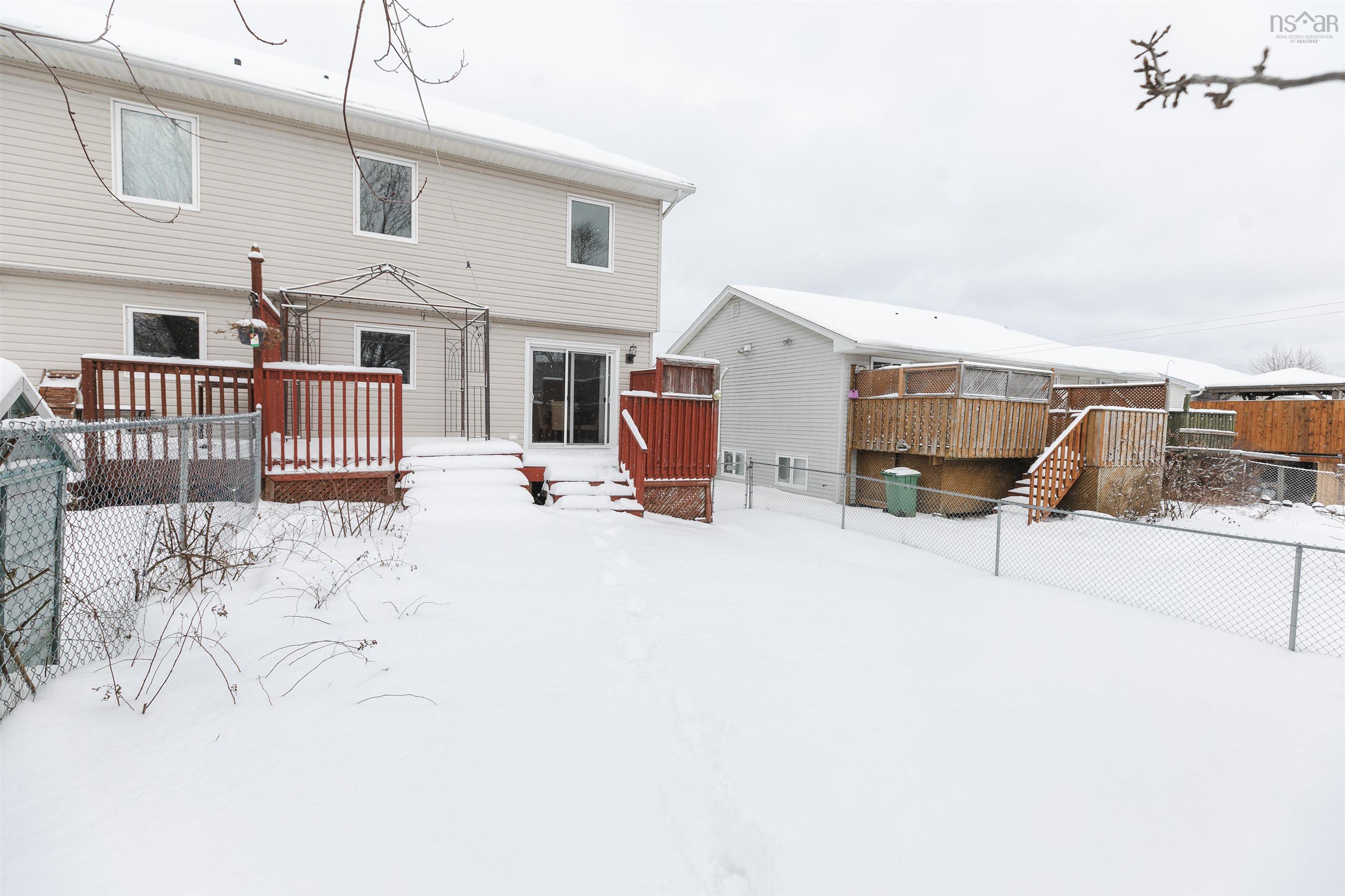 $449,900.00: 7 Chinook Court, Dartmouth