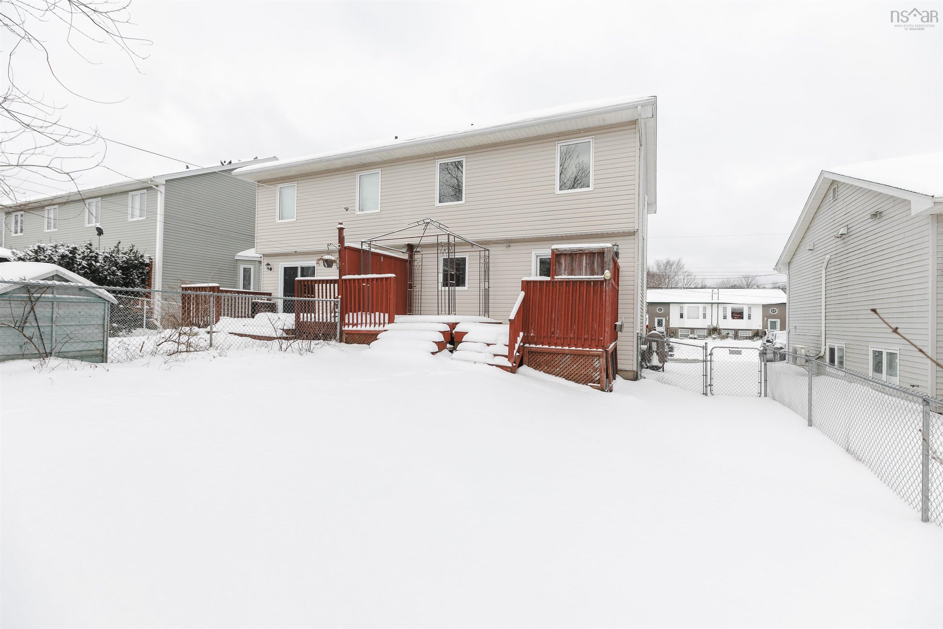$449,900.00: 7 Chinook Court, Dartmouth
