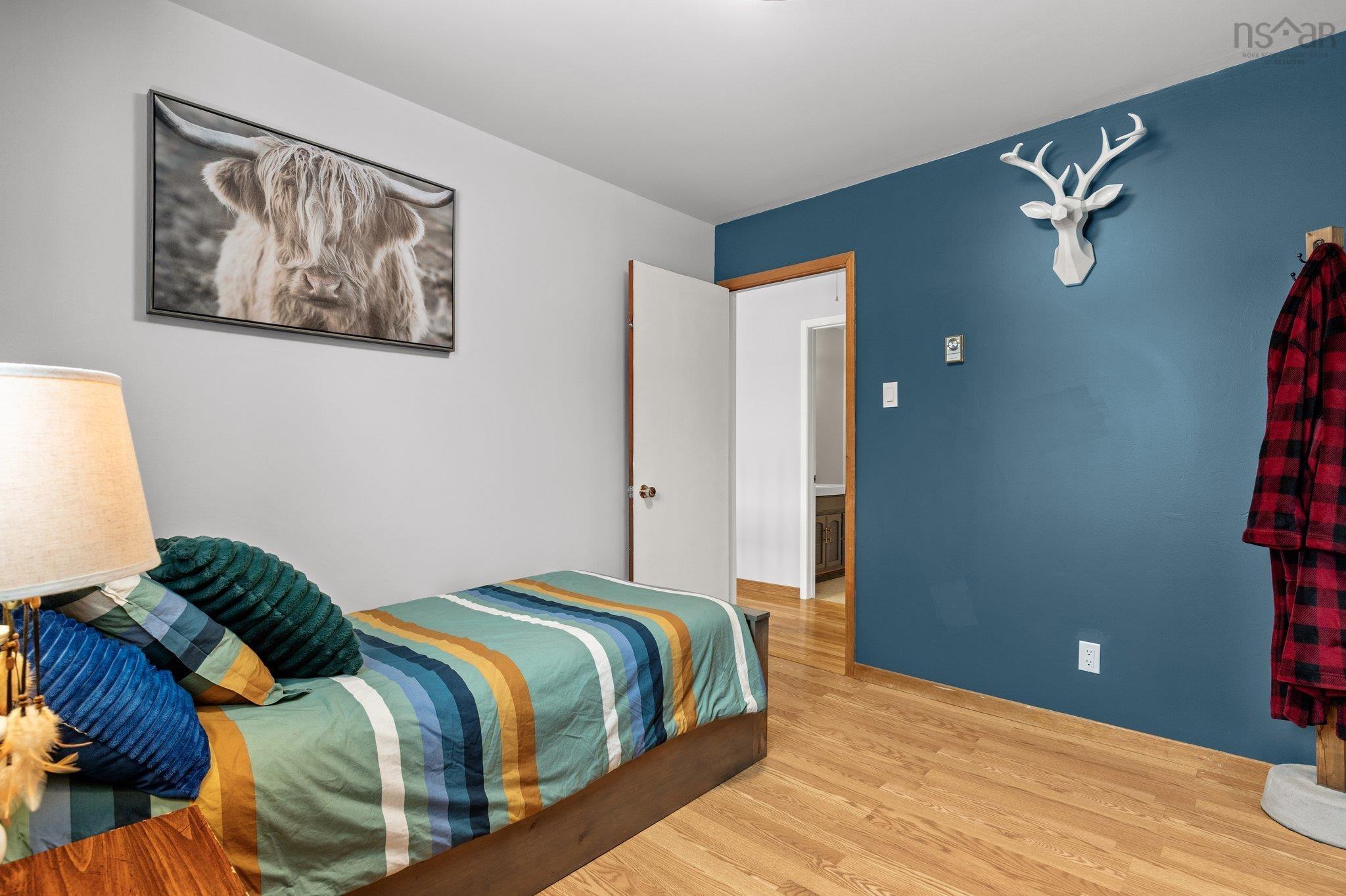 $499,900.00: 222 Old Trunk 3 Highway, East Chester