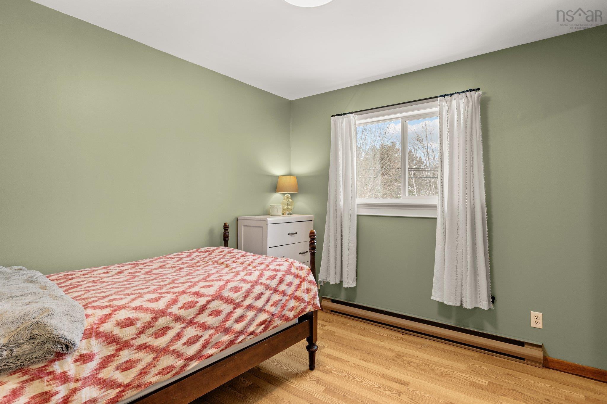 $499,900.00: 222 Old Trunk 3 Highway, East Chester
