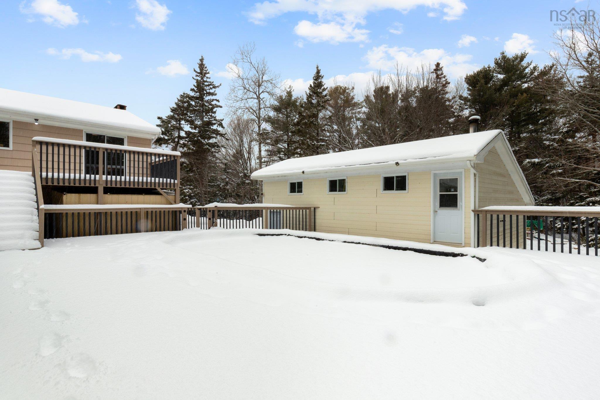 $499,900.00: 222 Old Trunk 3 Highway, East Chester