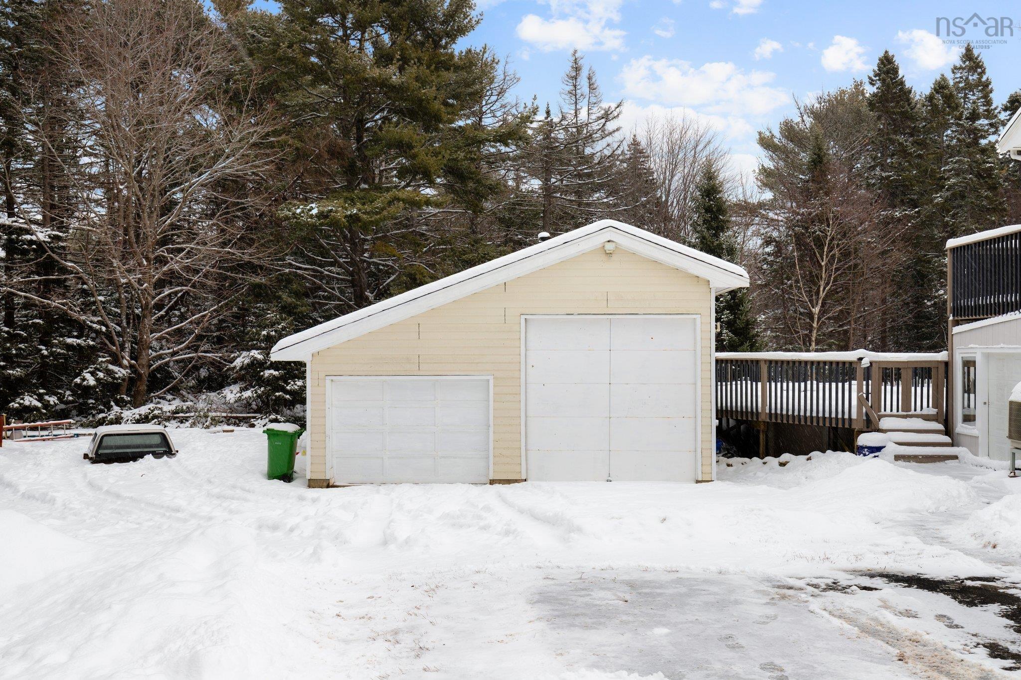 $499,900.00: 222 Old Trunk 3 Highway, East Chester