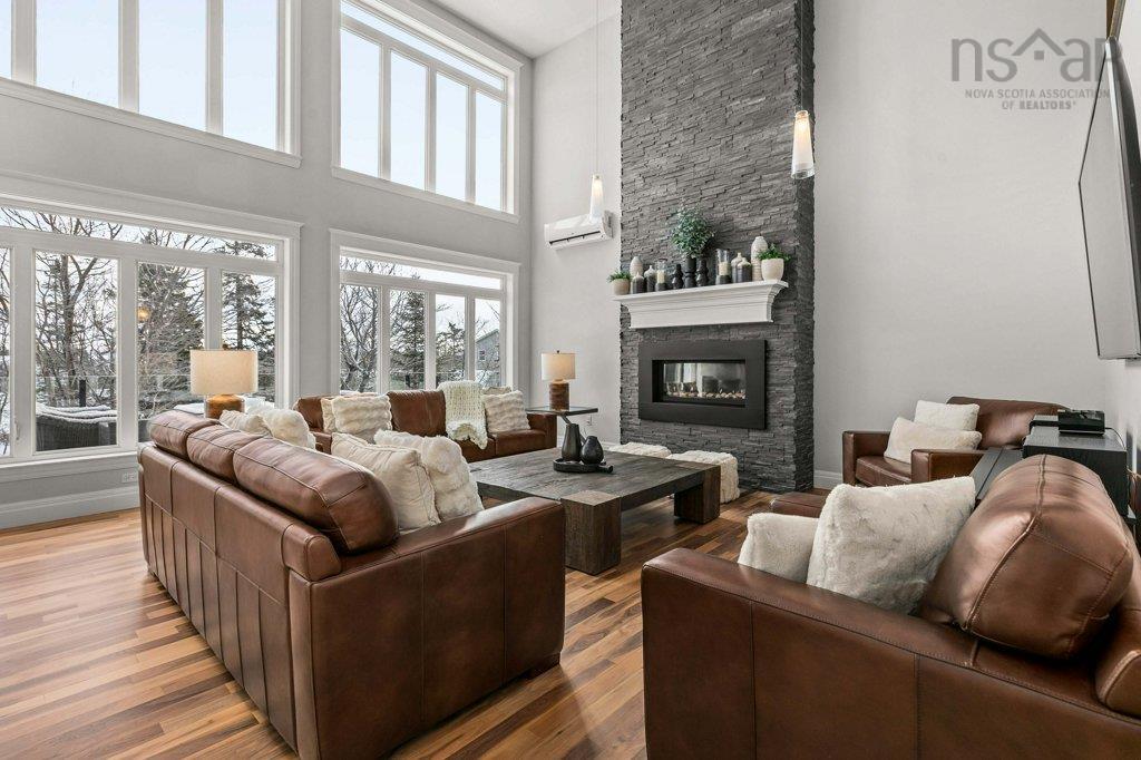 $1,595,000.00: 119 Granite Cove Drive, Hubley