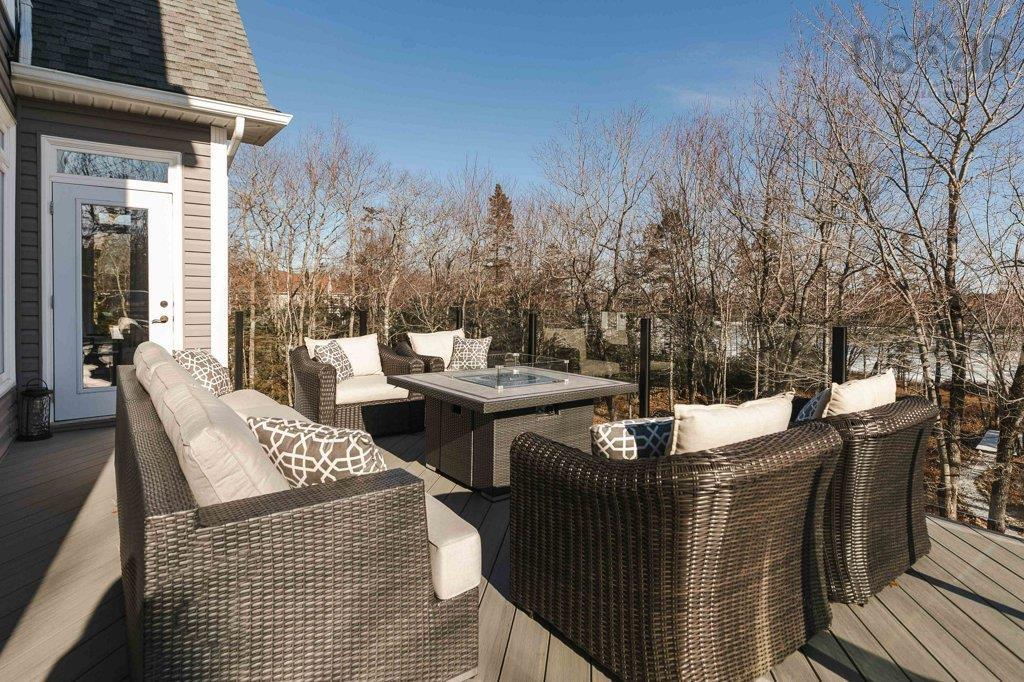 $1,595,000.00: 119 Granite Cove Drive, Hubley