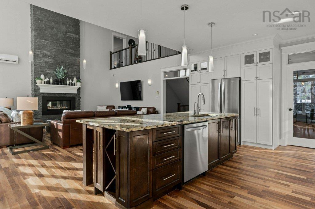 $1,595,000.00: 119 Granite Cove Drive, Hubley