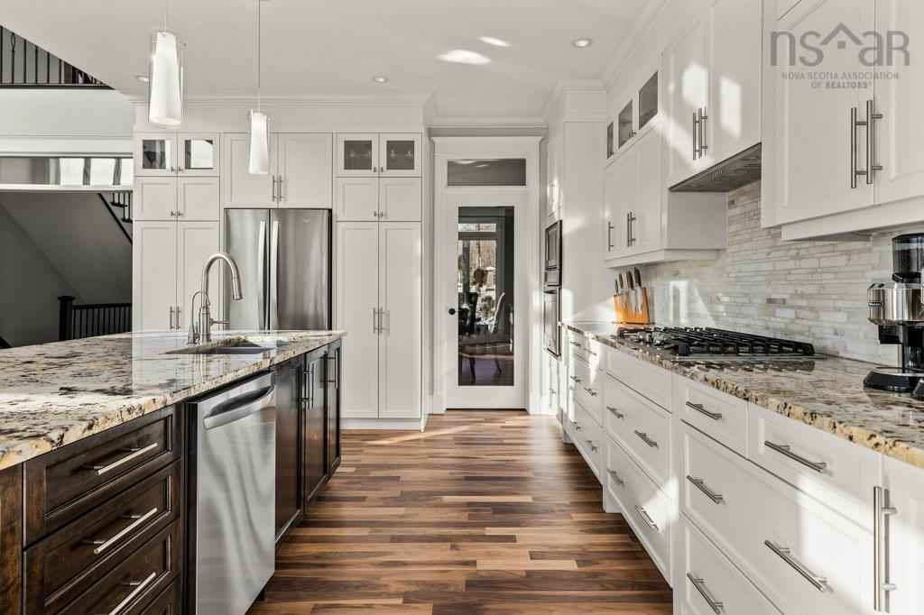 $1,595,000.00: 119 Granite Cove Drive, Hubley