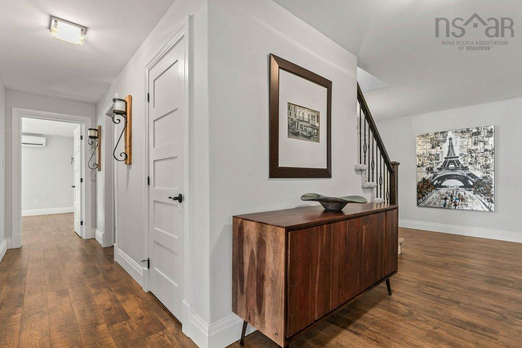 $1,595,000.00: 119 Granite Cove Drive, Hubley