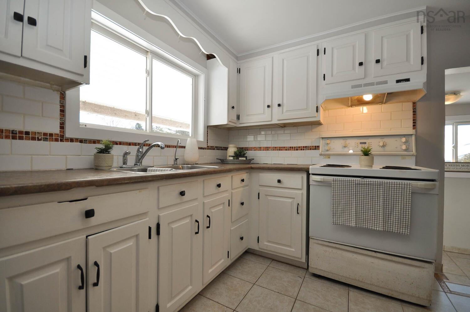 $374,900.00: 2561 Old Sambro Road, Williamswood