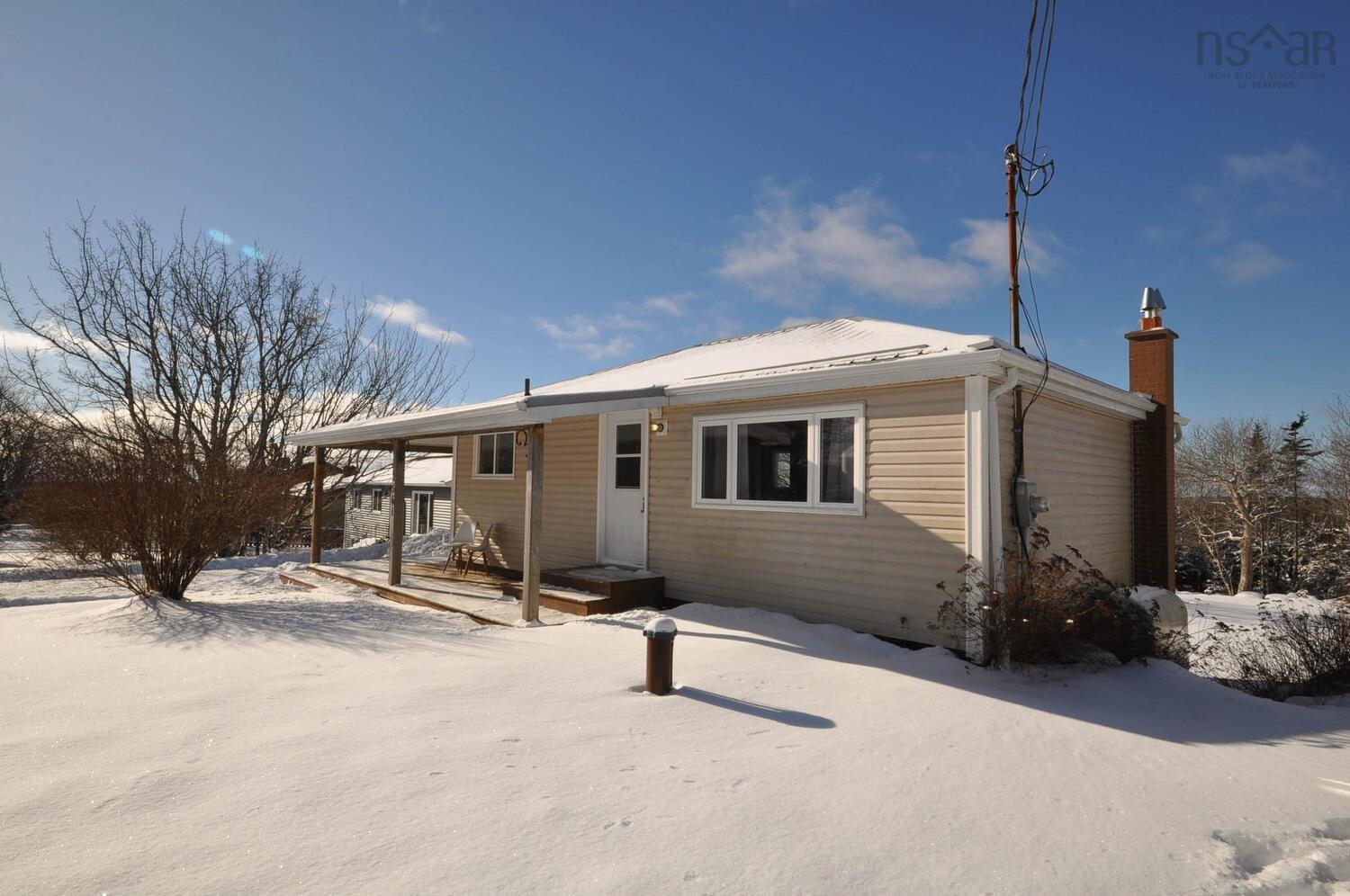 $374,900.00: 2561 Old Sambro Road, Williamswood