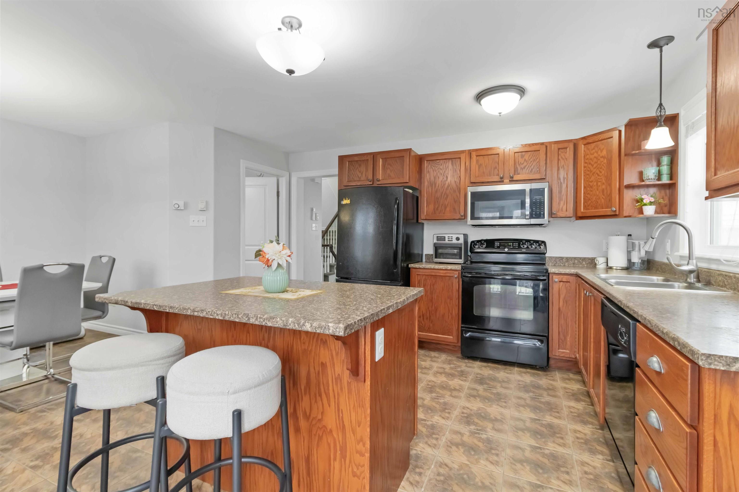 $549,900.00: 60 Lier Ridge Drive, Halifax