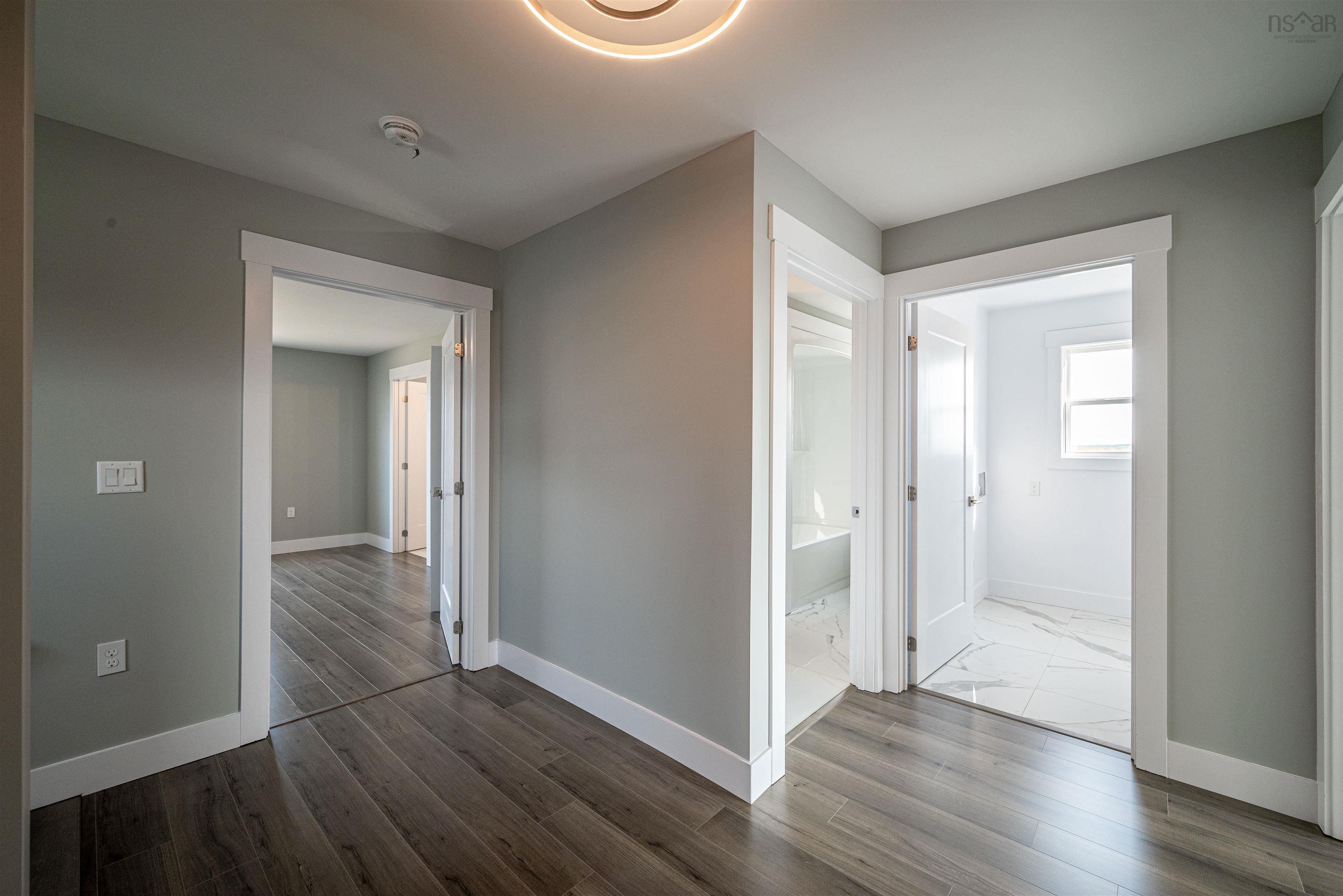 $725,000.00: 302 Higgins Avenue, Beechville