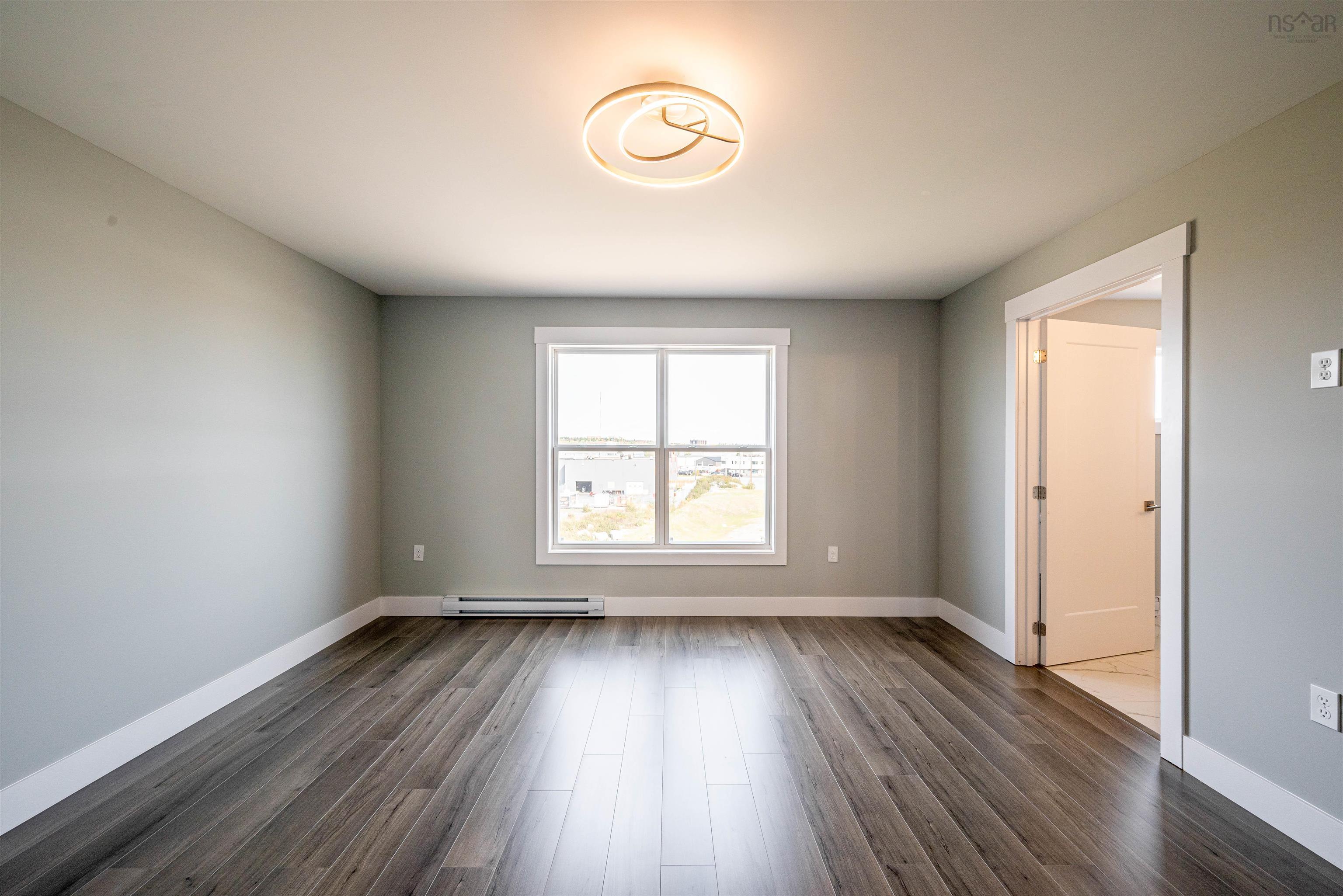 $725,000.00: 302 Higgins Avenue, Beechville