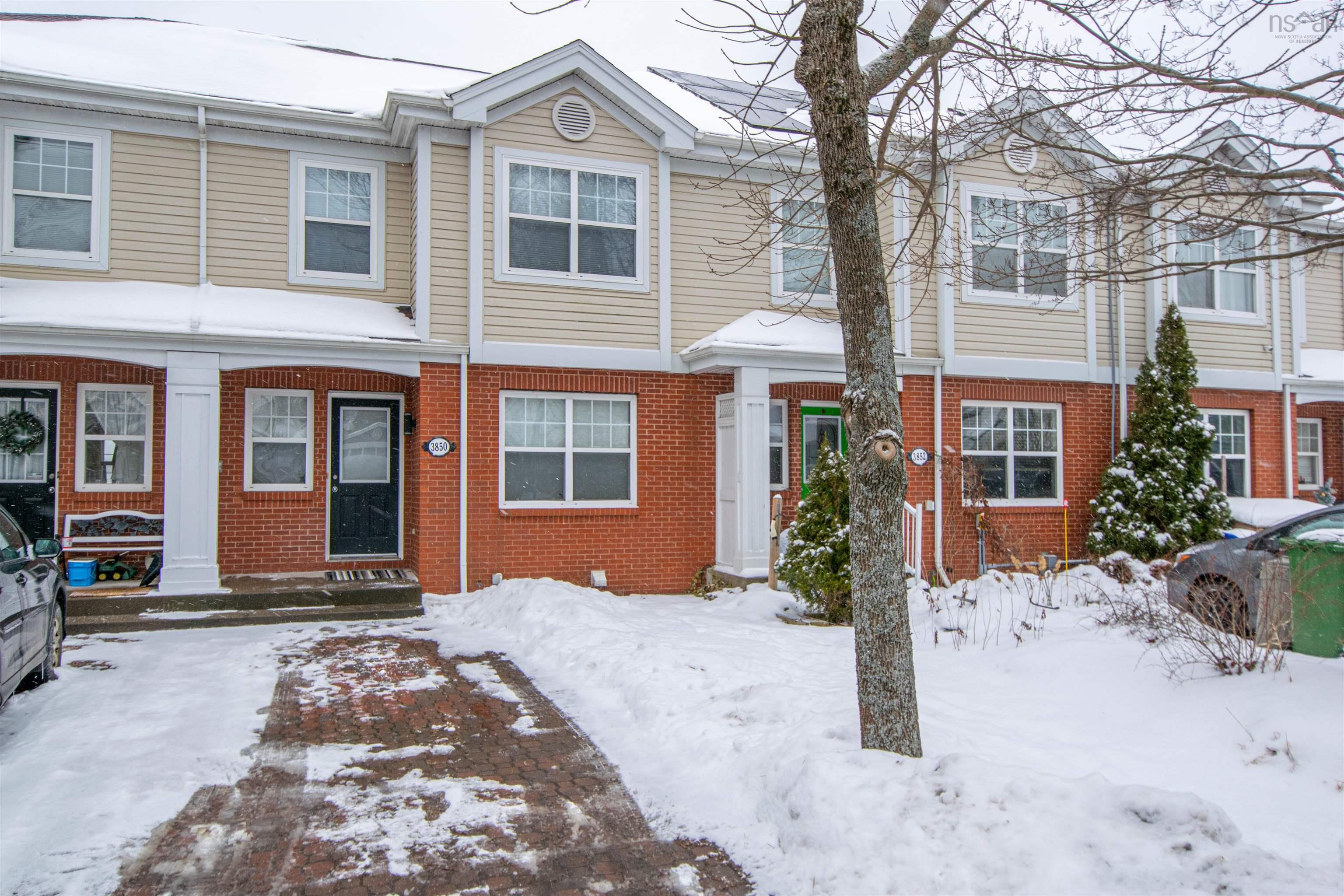 $587,500.00: 3850 Memorial Drive, Halifax Peninsula