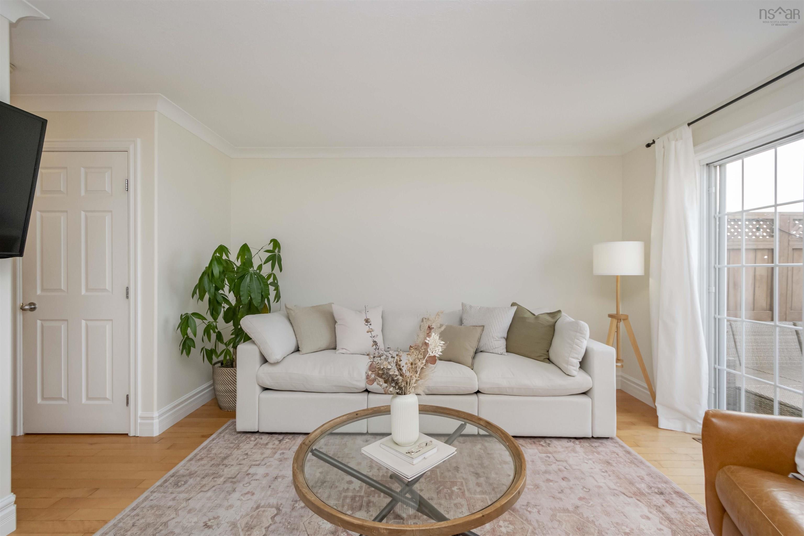 $587,500.00: 3850 Memorial Drive, Halifax Peninsula