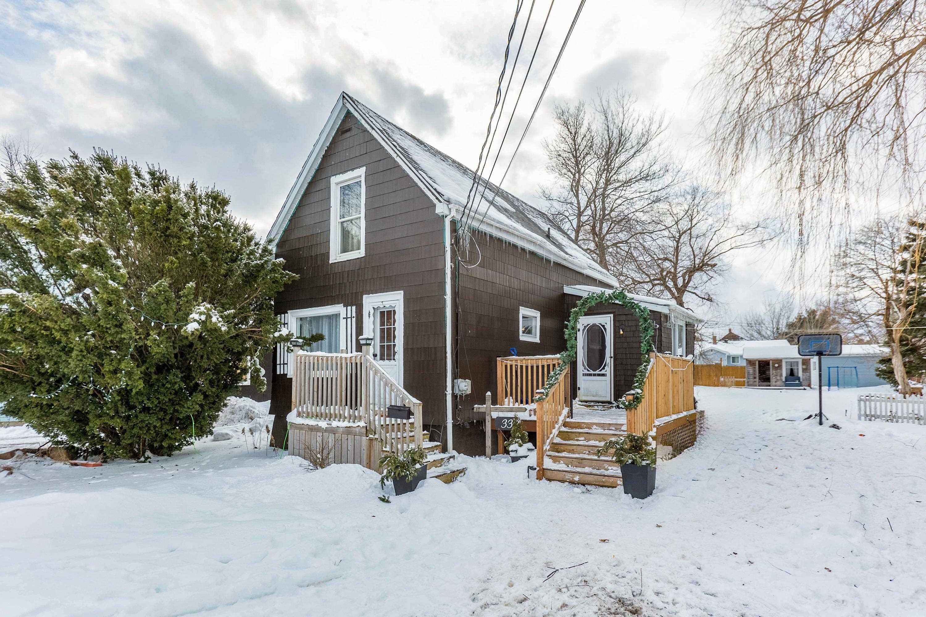 $154,900.00: 33 Park Street, Amherst