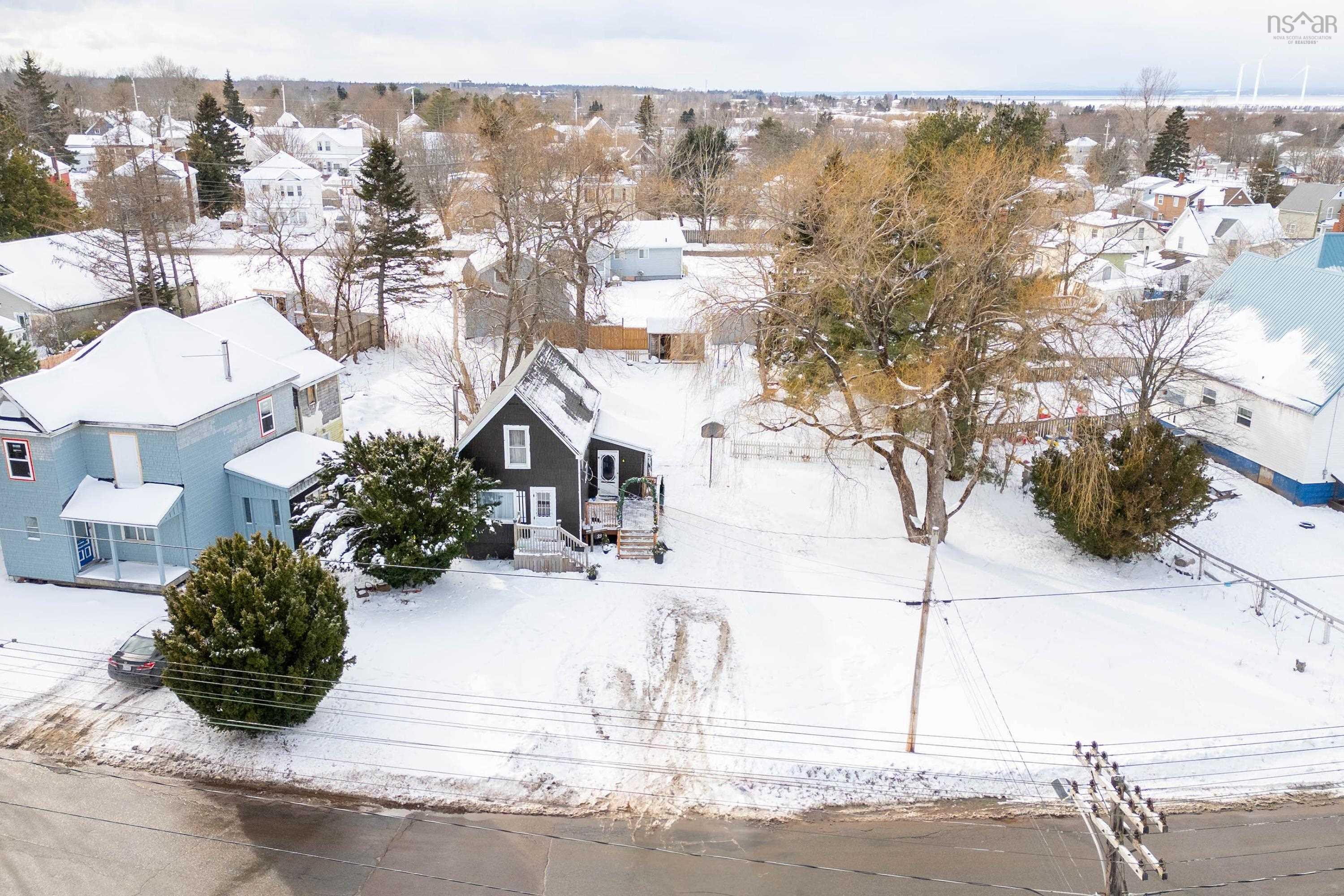 $154,900.00: 33 Park Street, Amherst