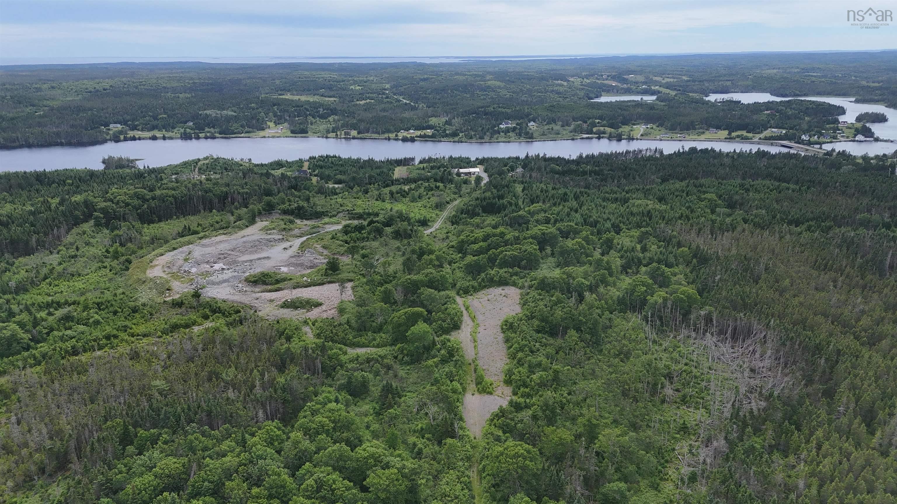 $180,000.00: East Side Grand River Road, Grand River