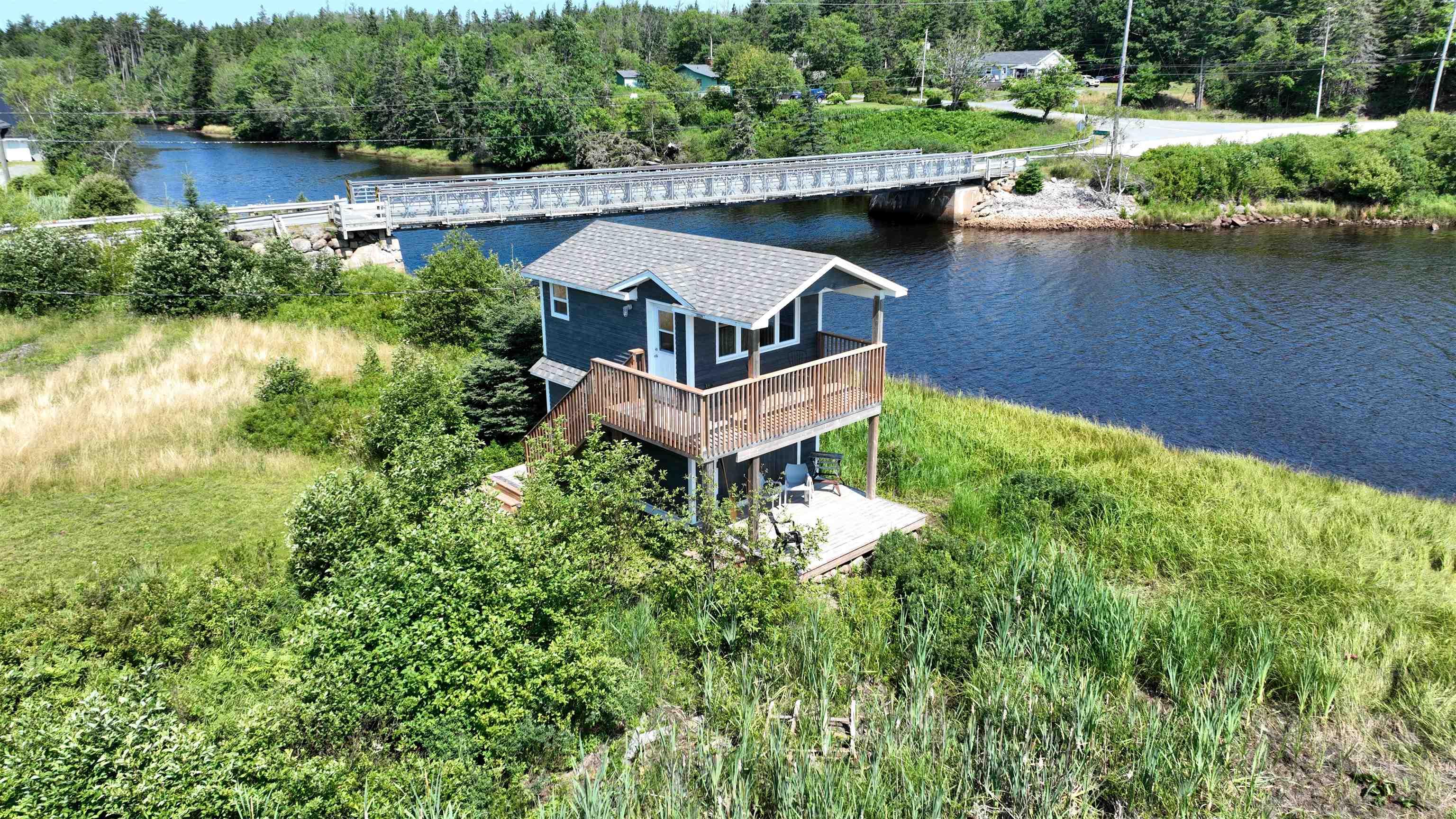 $499,000.00: 5 Green Bay Road, Petite Rivière
