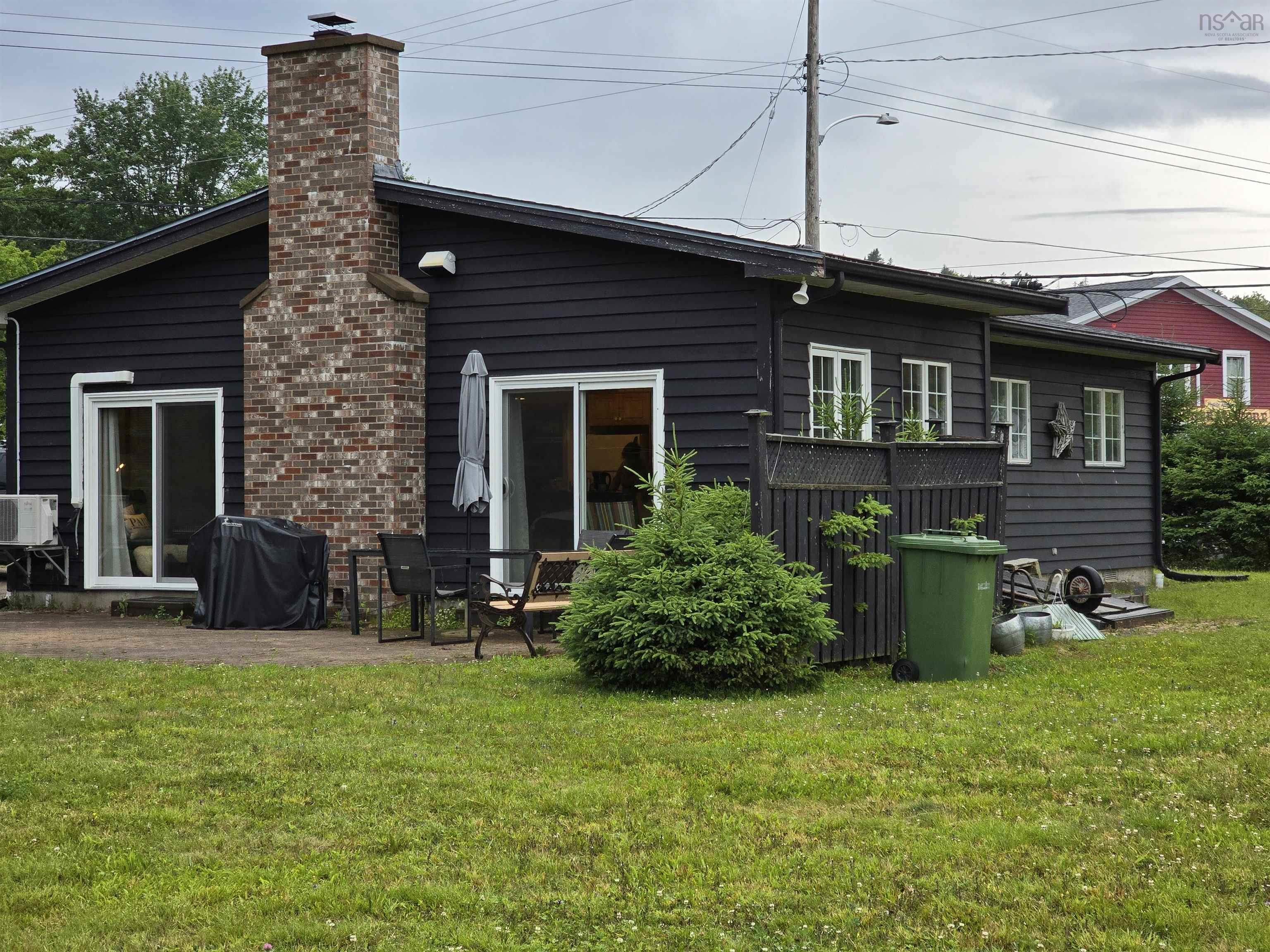 $499,000.00: 5 Green Bay Road, Petite Rivière
