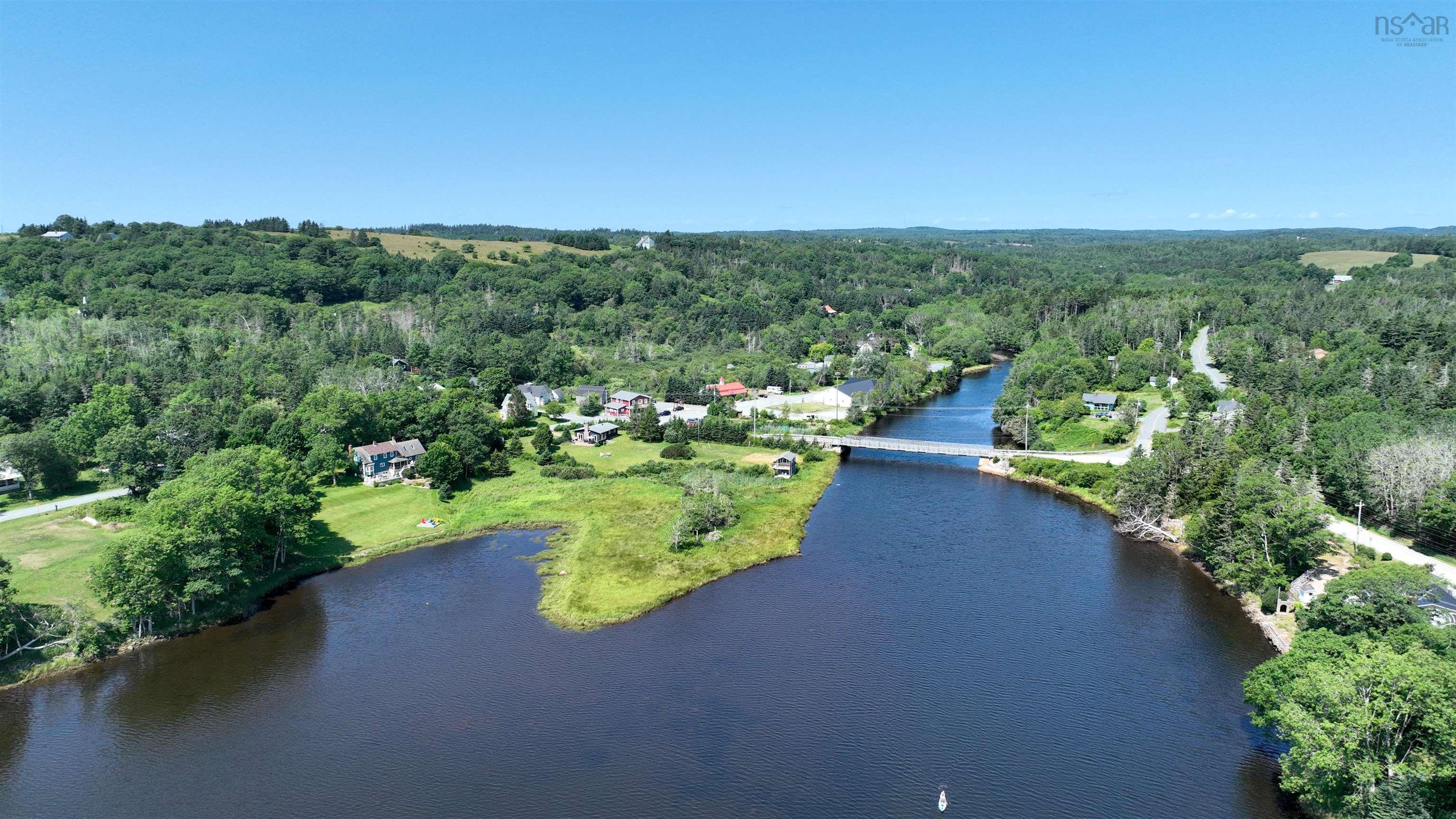 $499,000.00: 5 Green Bay Road, Petite Rivière