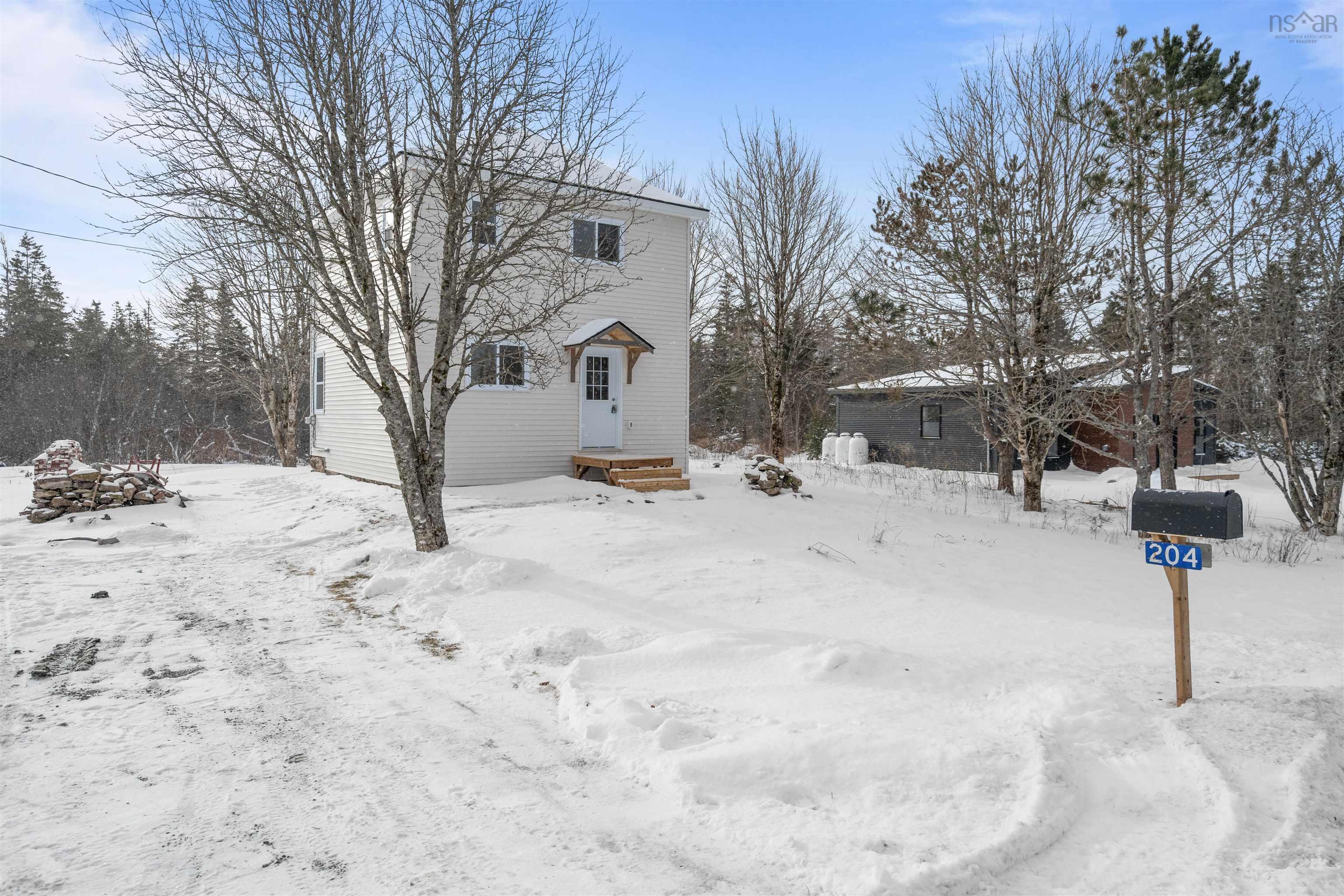 $195,000.00: 204 HARMONY RIDGE Road, Harmony