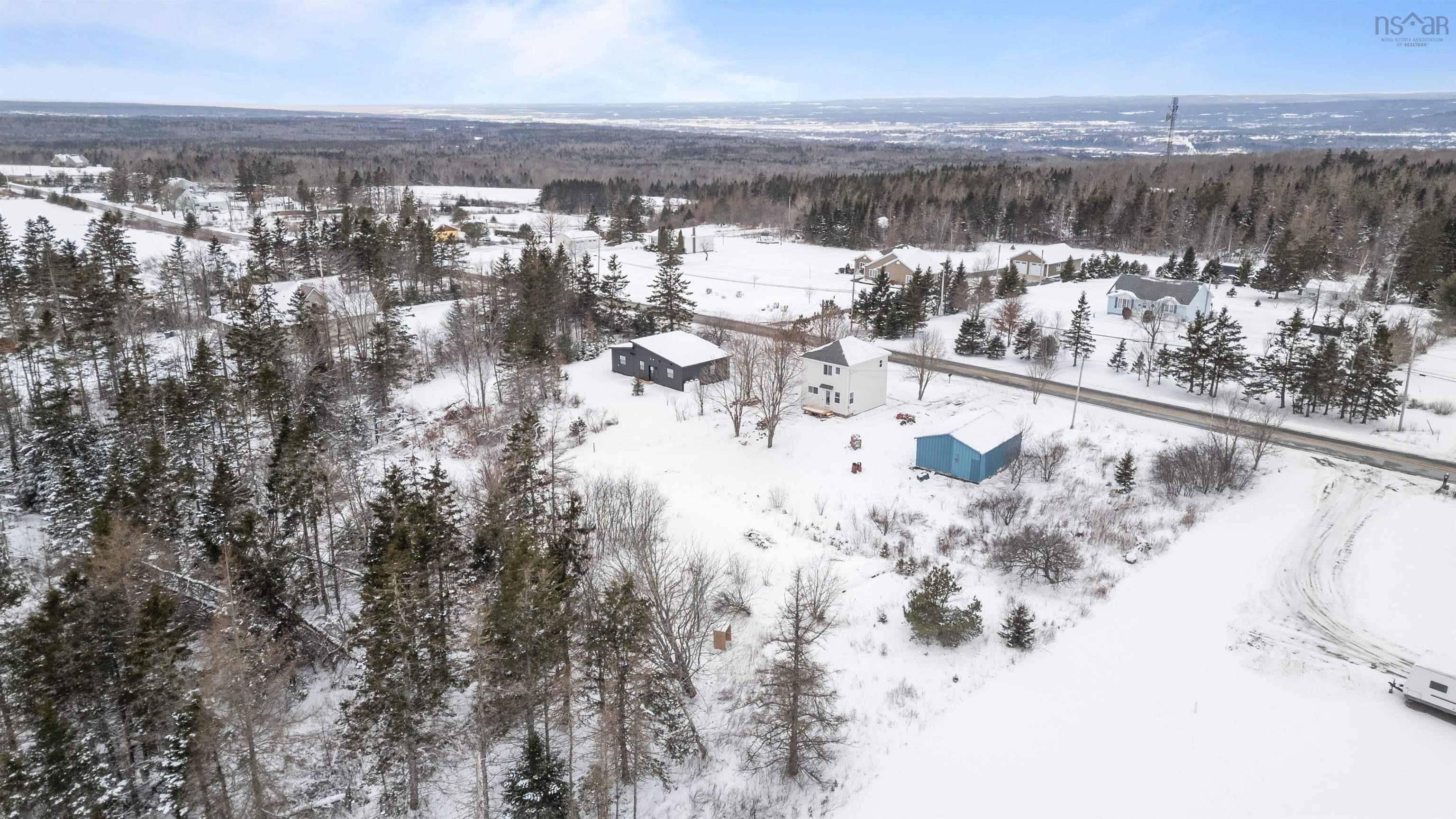$195,000.00: 204 HARMONY RIDGE Road, Harmony