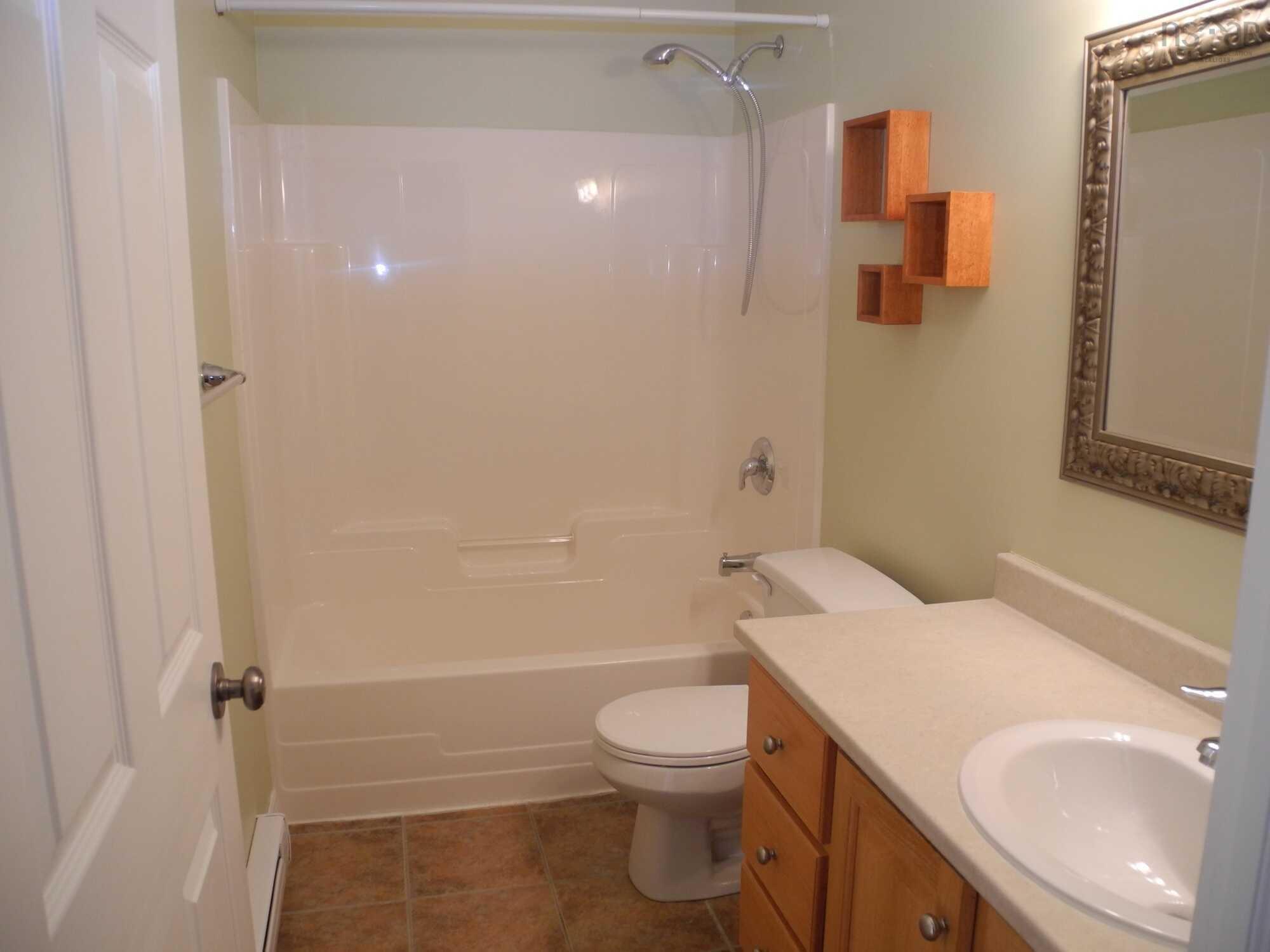 $549,900.00: 15 Woodhaven Close, Dartmouth