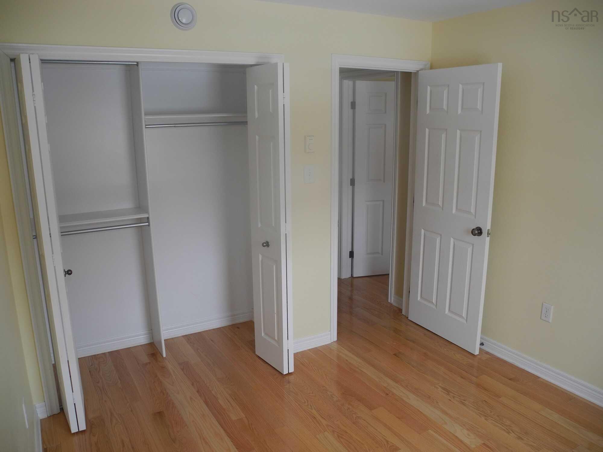 $549,900.00: 15 Woodhaven Close, Dartmouth