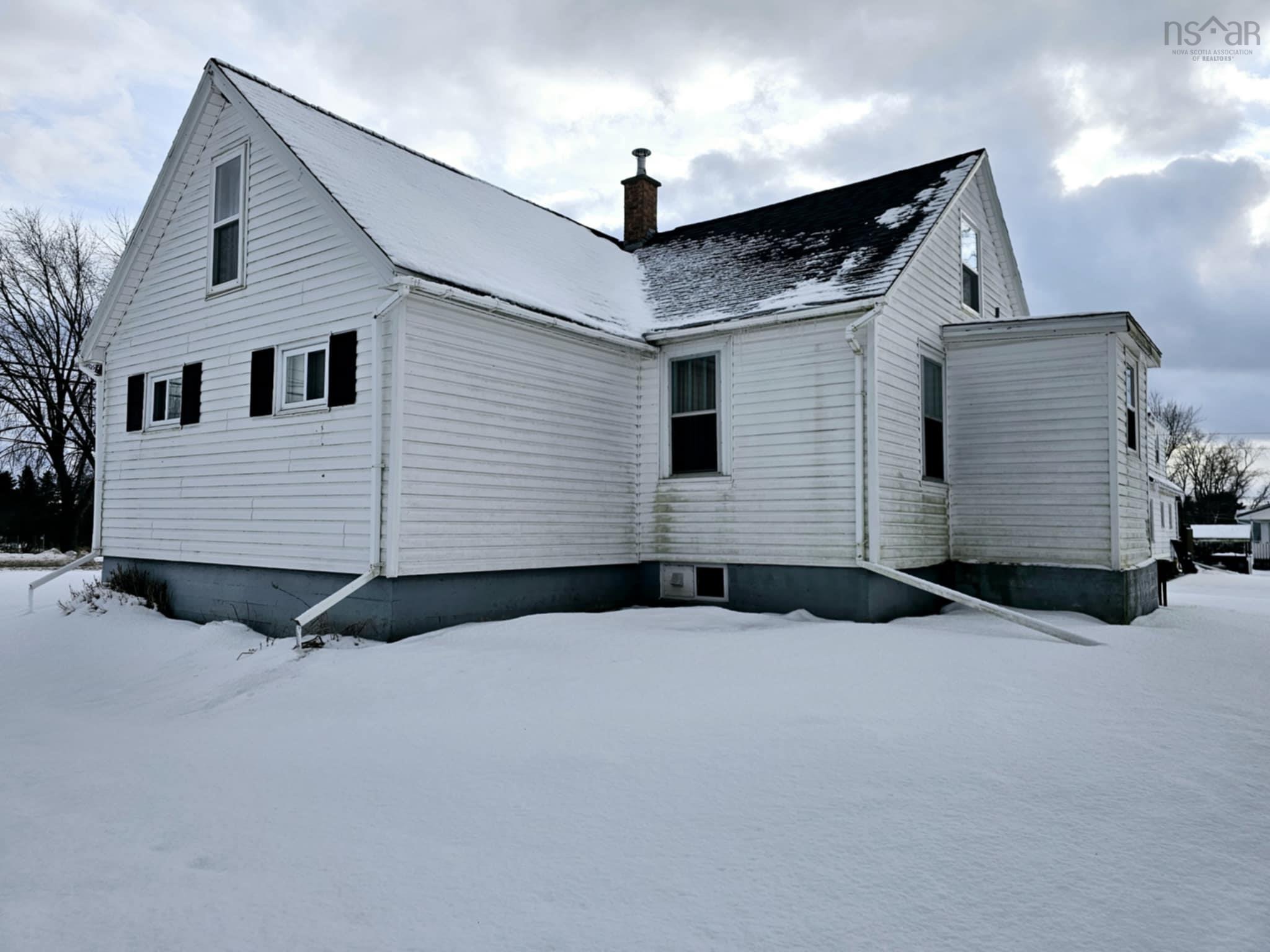 $250,000.00: 405 Pictou Road, Bible Hill