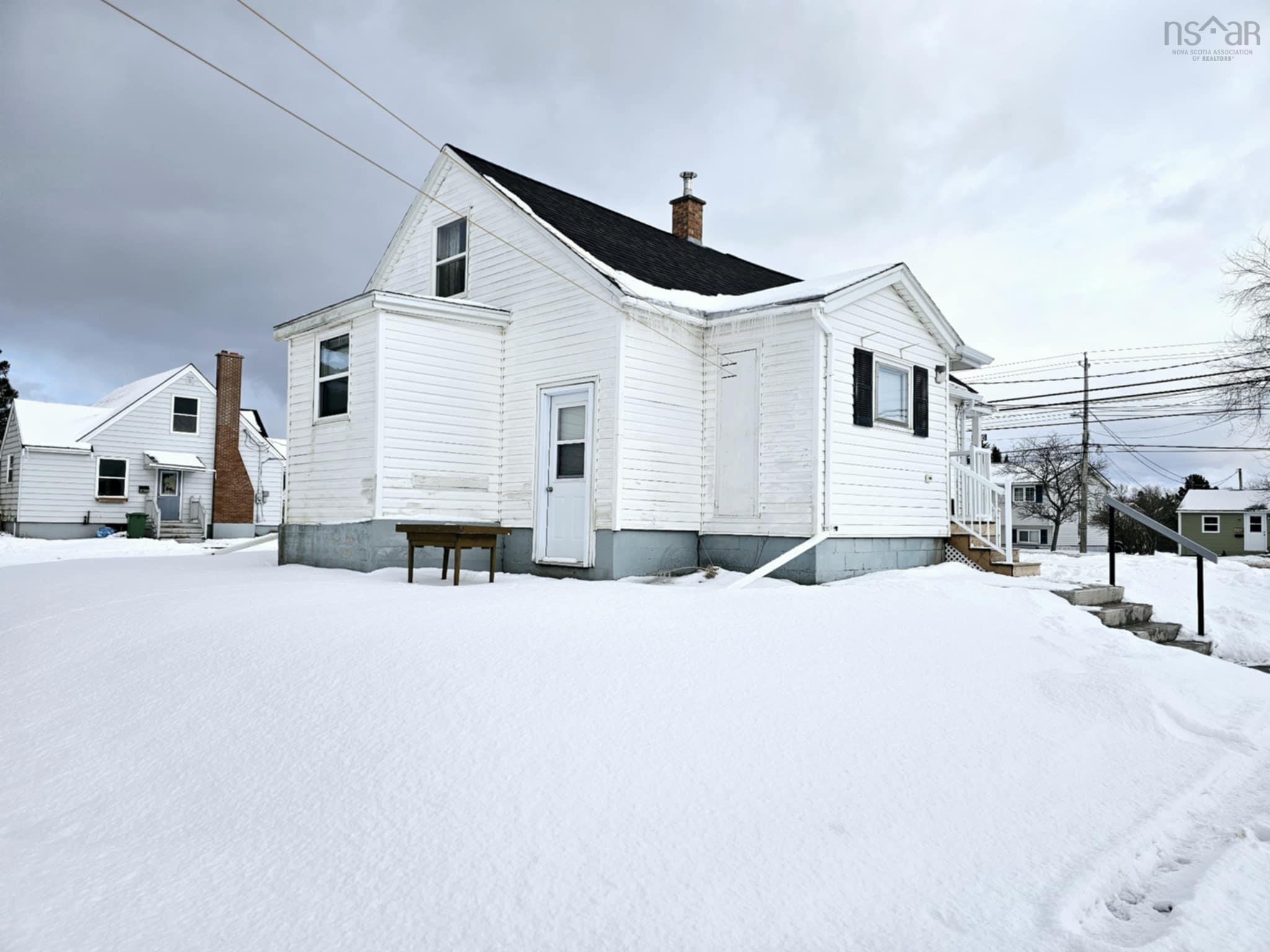 $250,000.00: 405 Pictou Road, Bible Hill