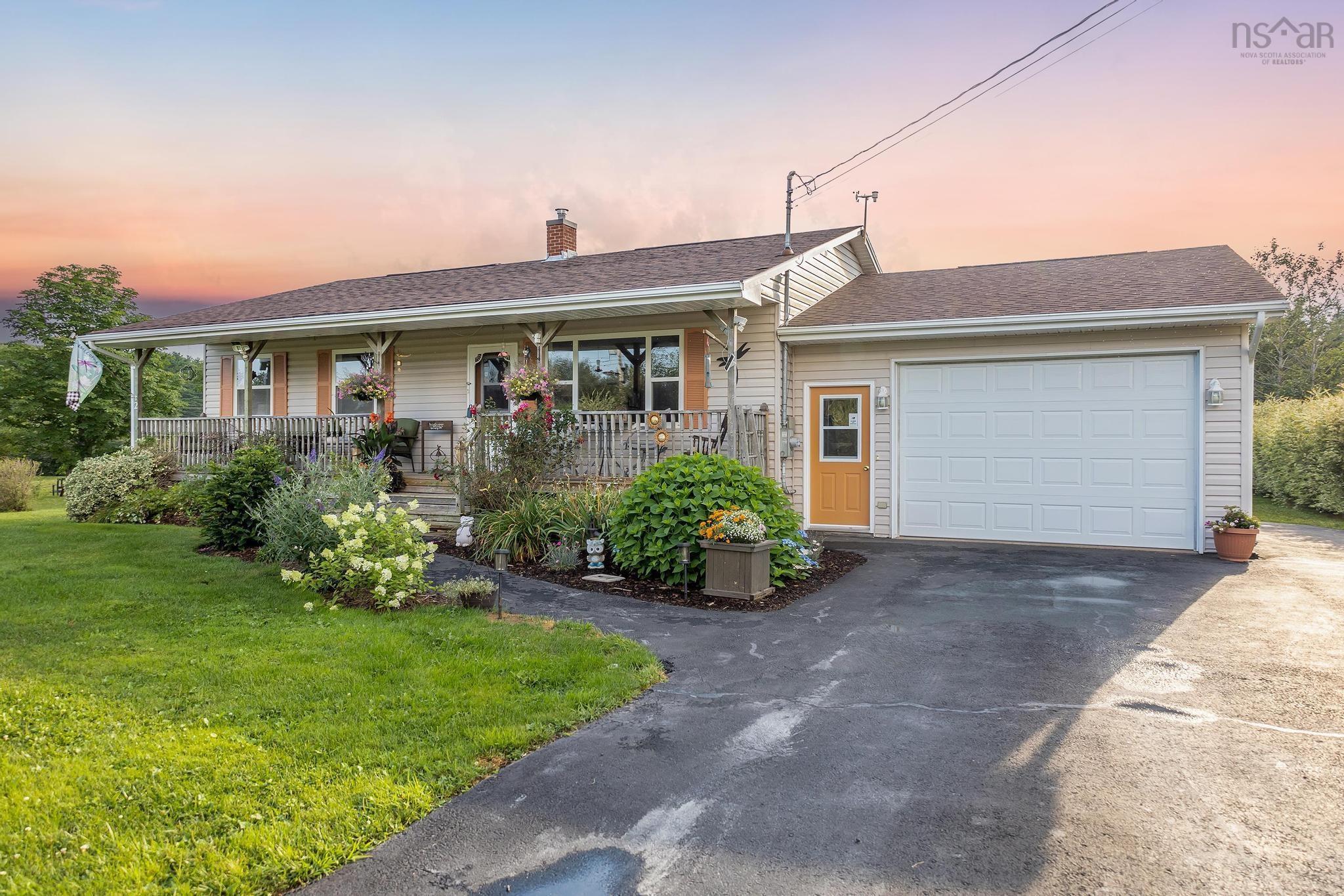 $599,900.00: 2 Ferris Drive, Dutch Settlement