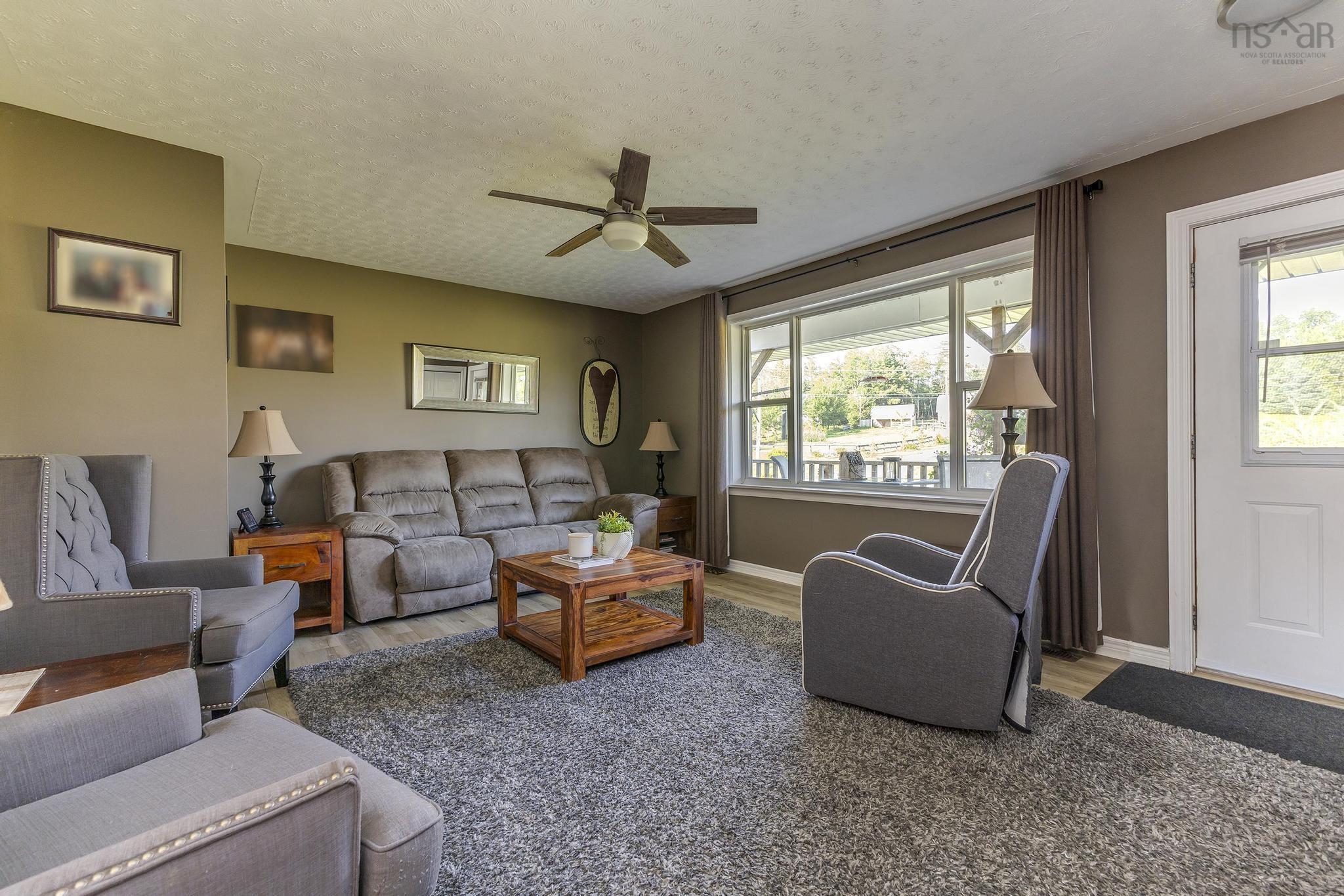 $599,900.00: 2 Ferris Drive, Dutch Settlement