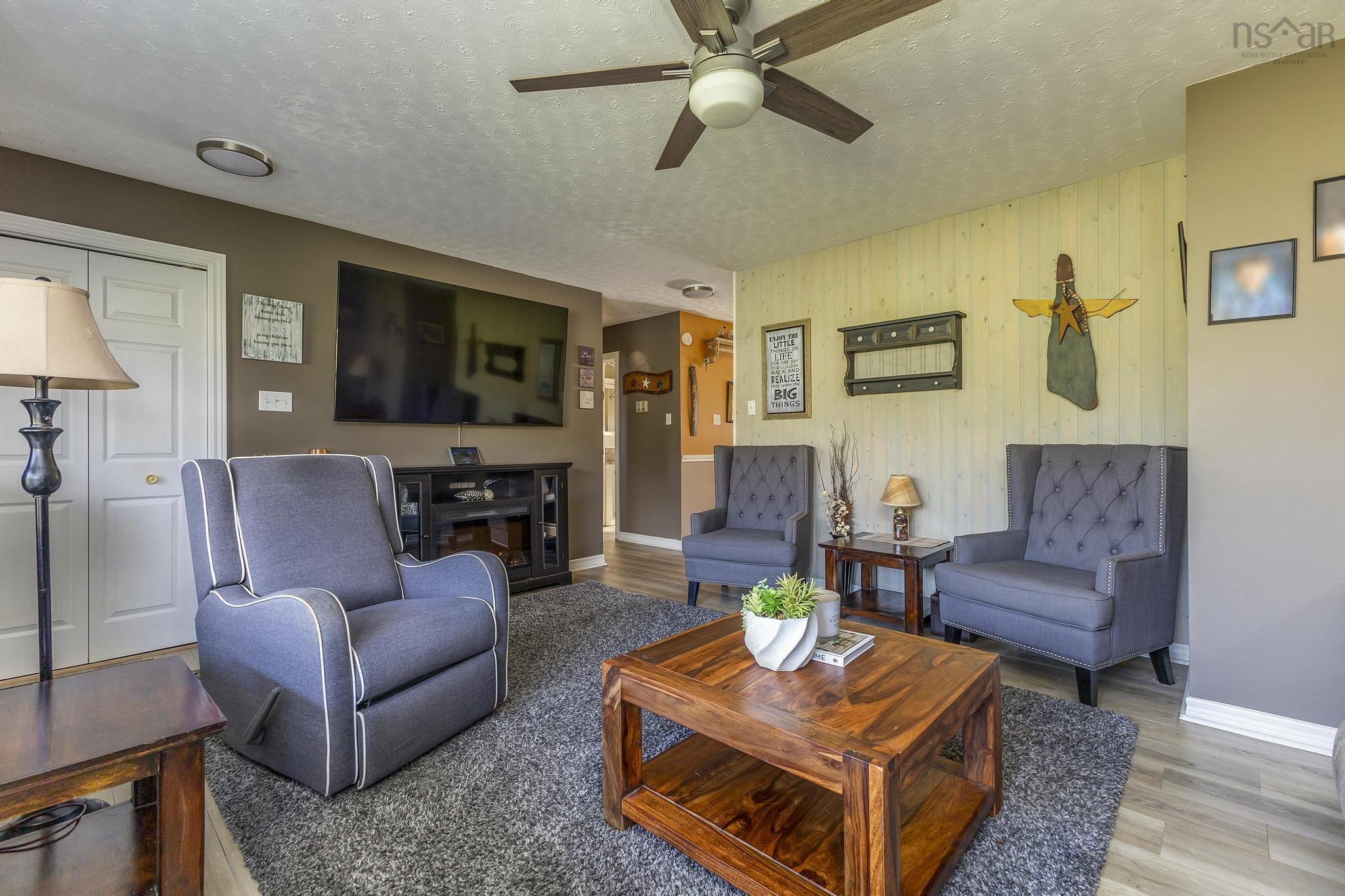 $599,900.00: 2 Ferris Drive, Dutch Settlement