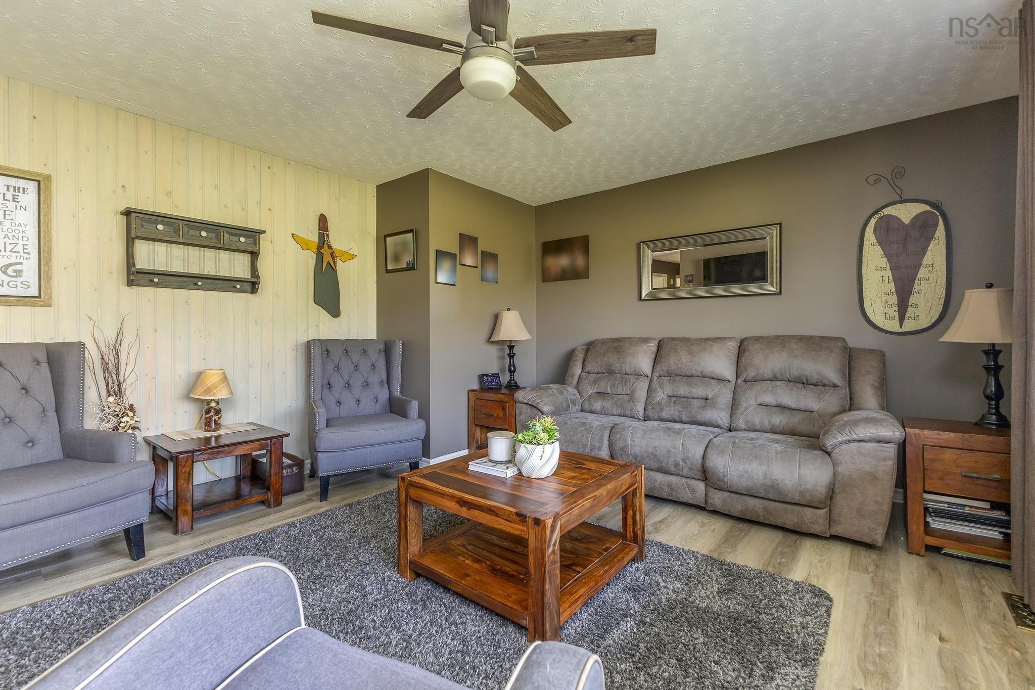 $599,900.00: 2 Ferris Drive, Dutch Settlement