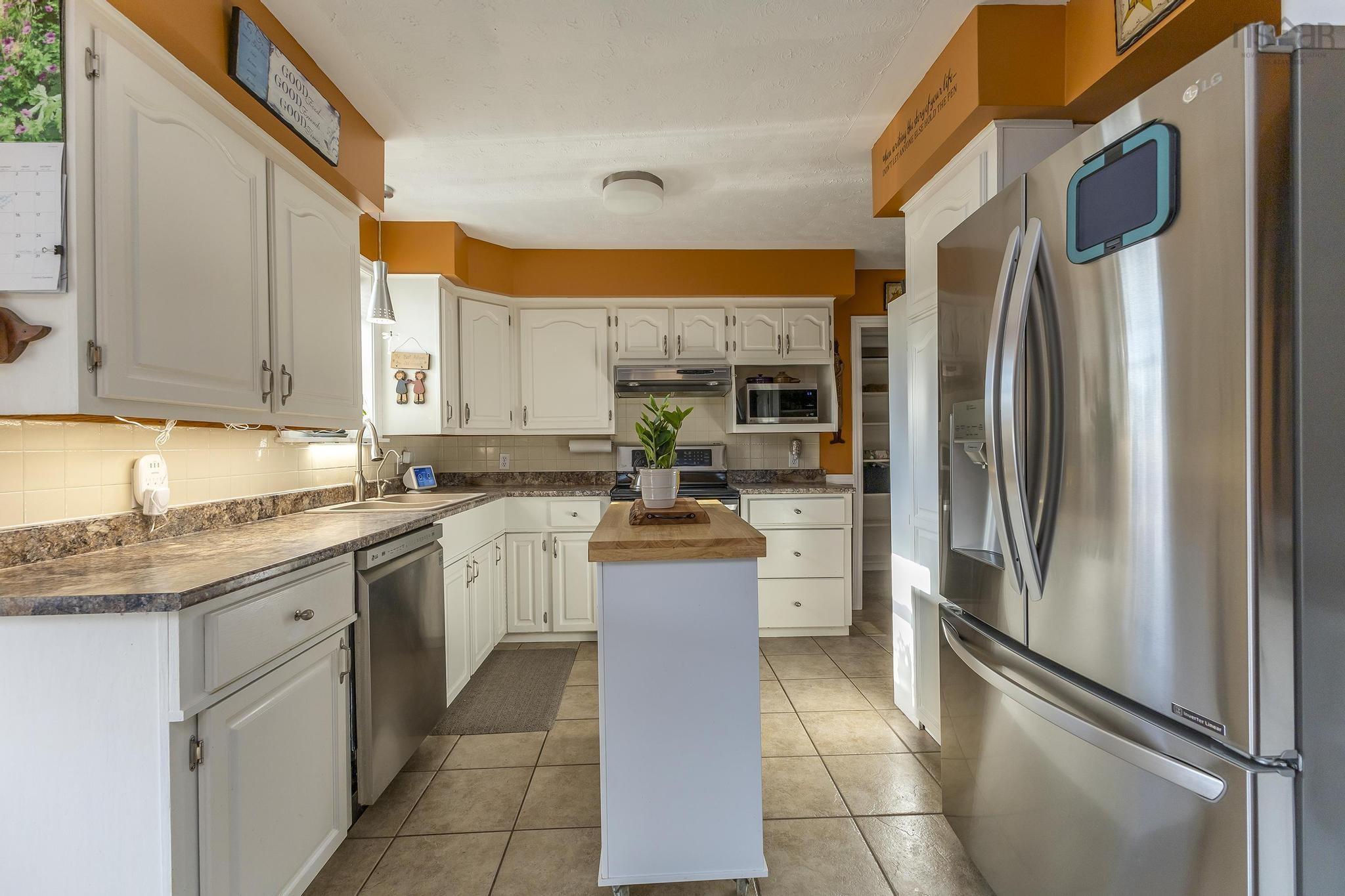 $599,900.00: 2 Ferris Drive, Dutch Settlement