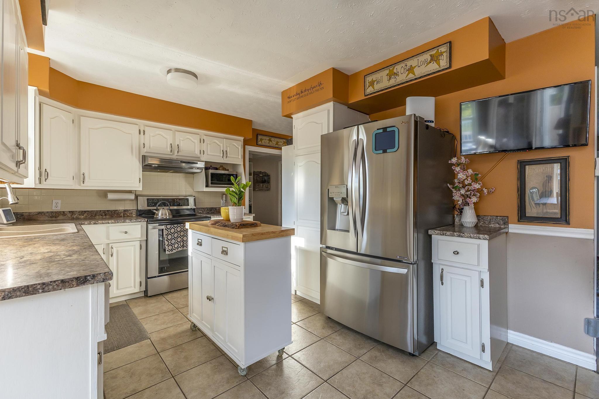 $599,900.00: 2 Ferris Drive, Dutch Settlement
