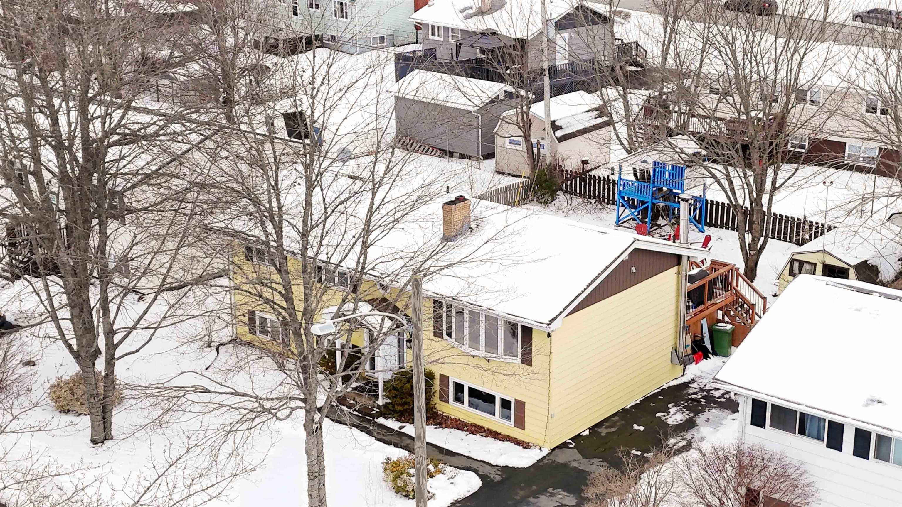 $499,900.00: 31 Pope Crescent, Lower Sackville
