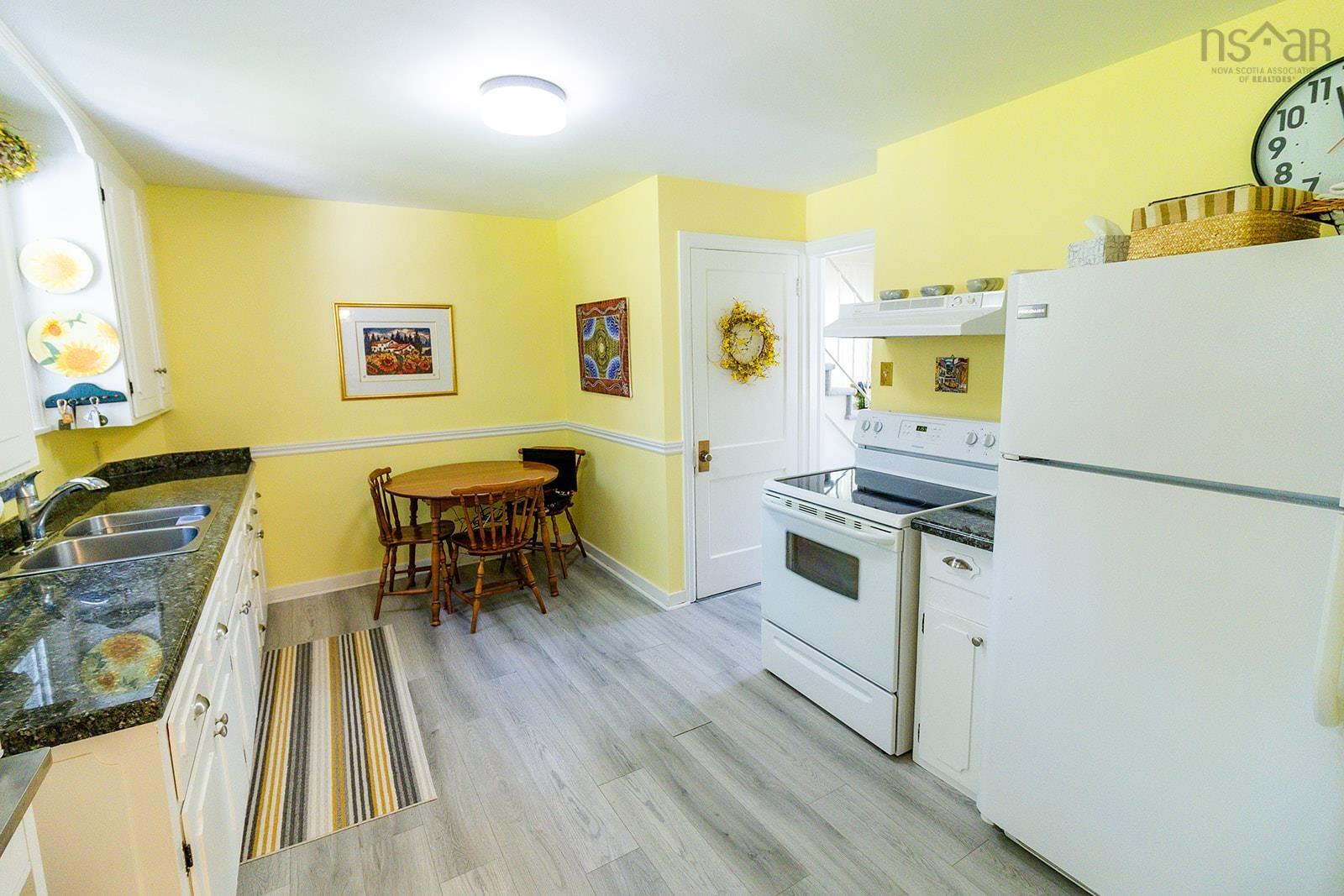 $364,900.00: 367 Alexander Street, Windsor