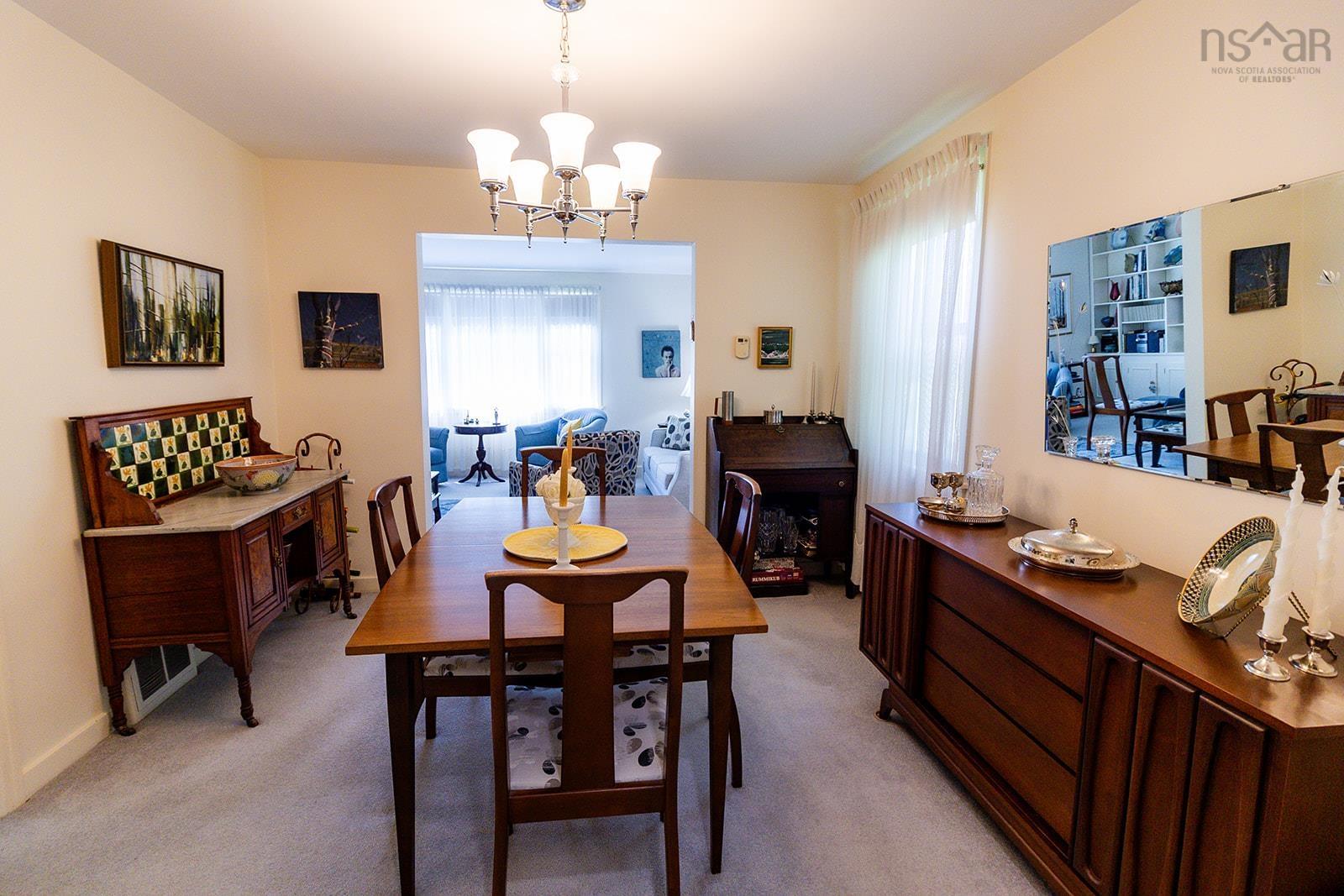 $364,900.00: 367 Alexander Street, Windsor