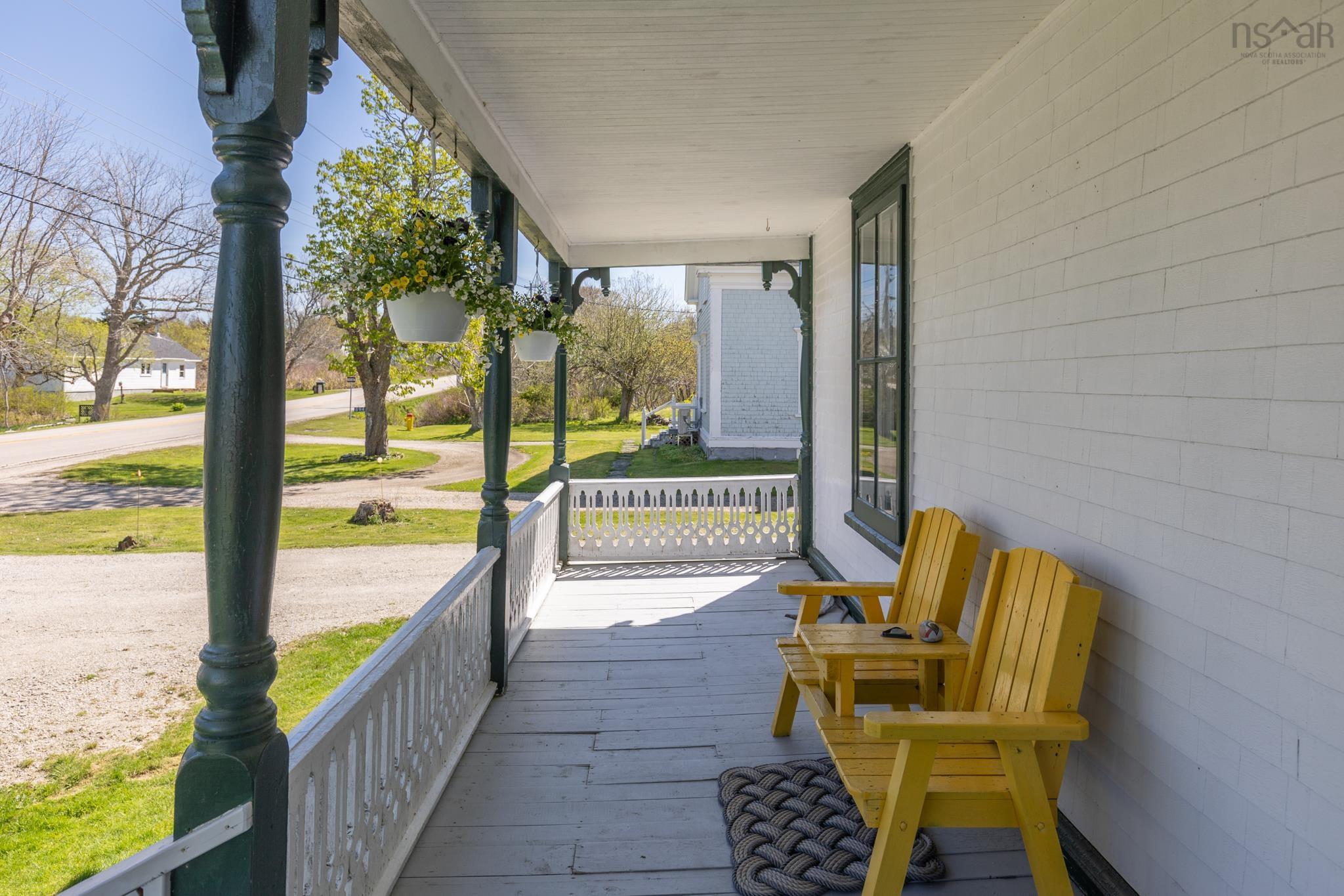 $275,000.00: 888 Highway 340, South Ohio