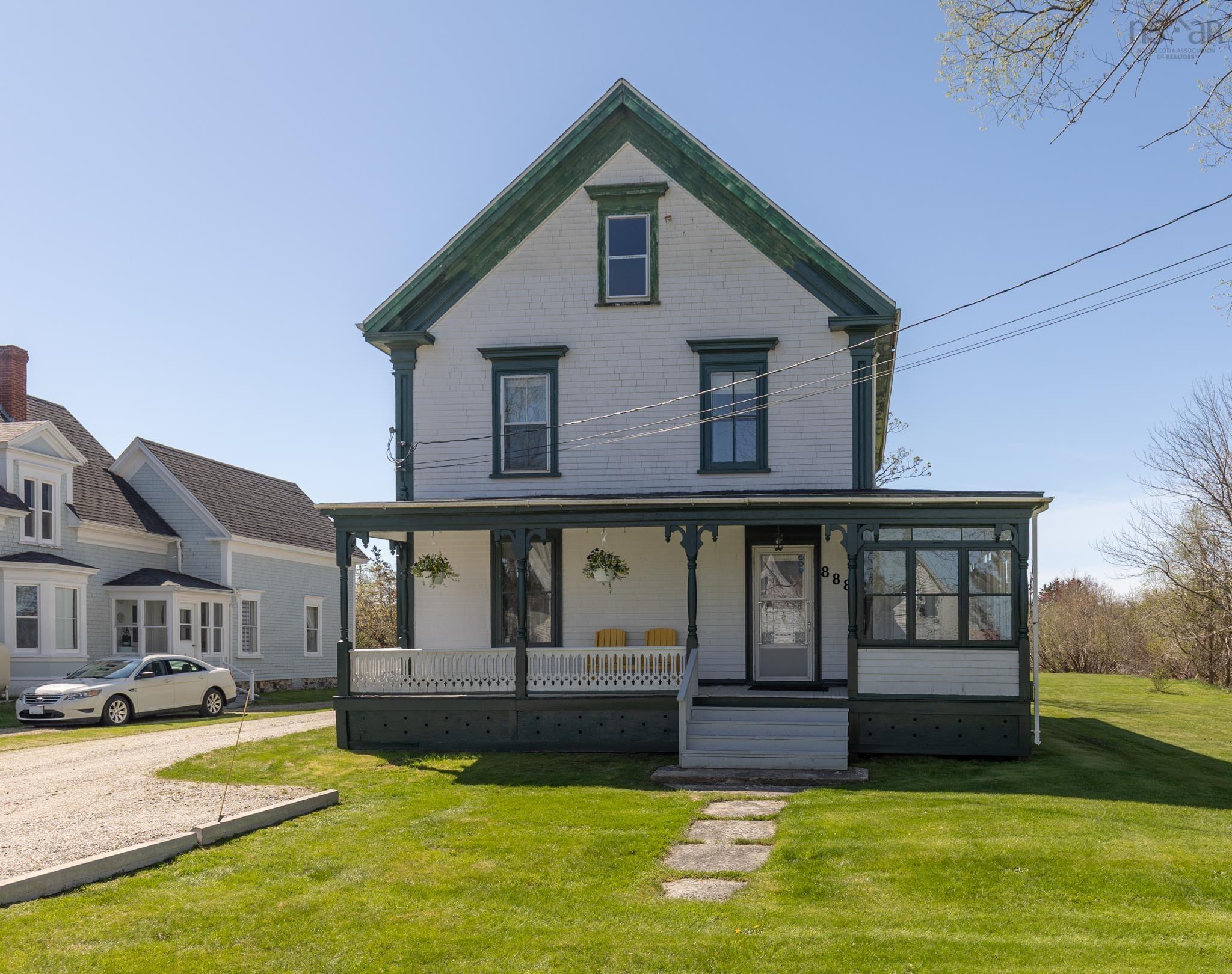 $275,000.00: 888 Highway 340, South Ohio
