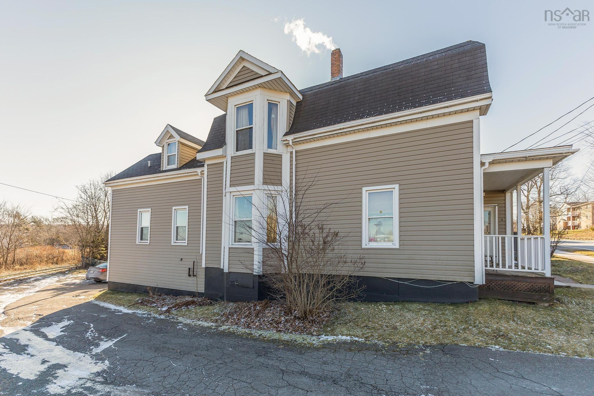 $319,000.00: 303 South Foord Street, Stellarton